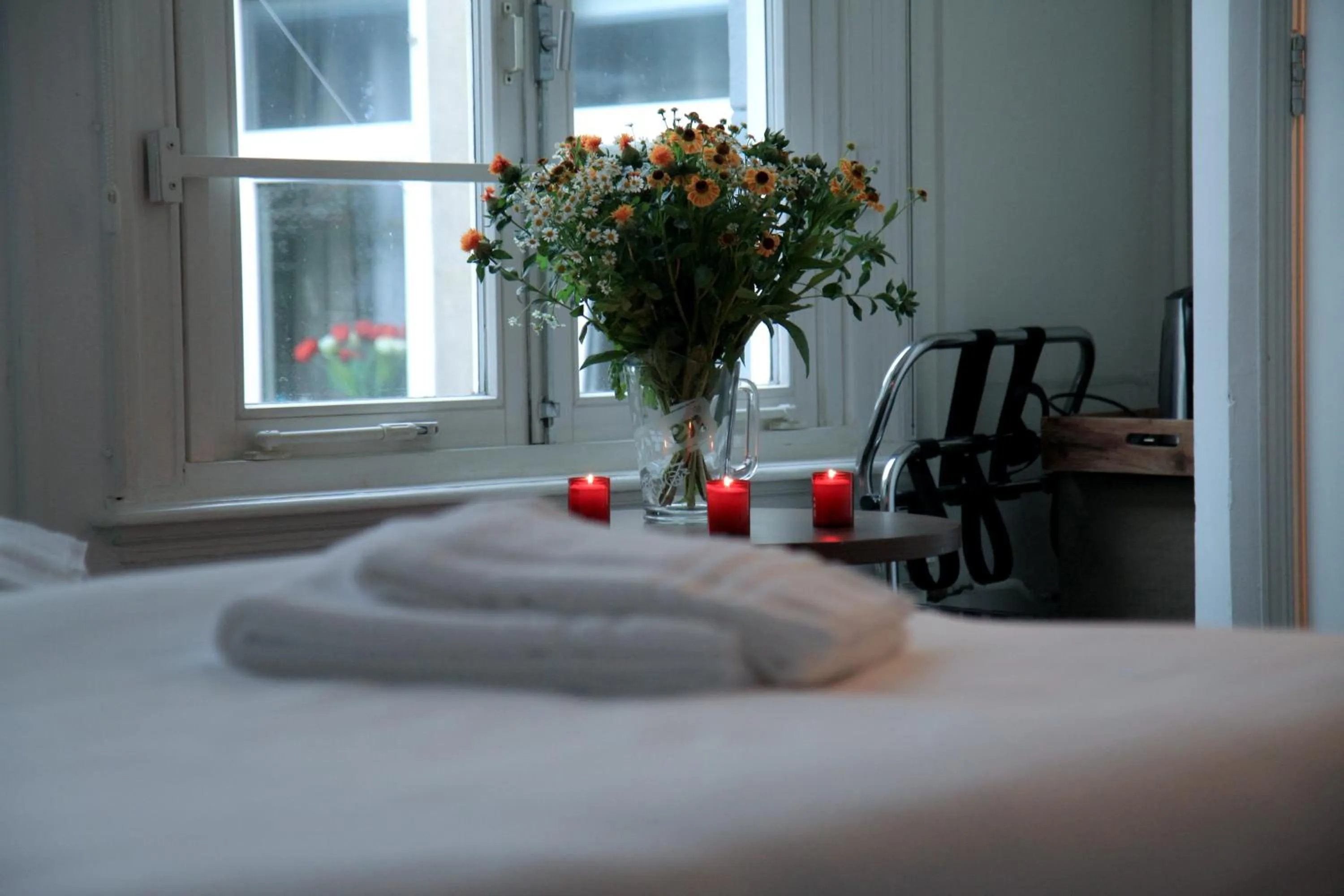 Bedroom, Bed in Hotel 55 - City Centre