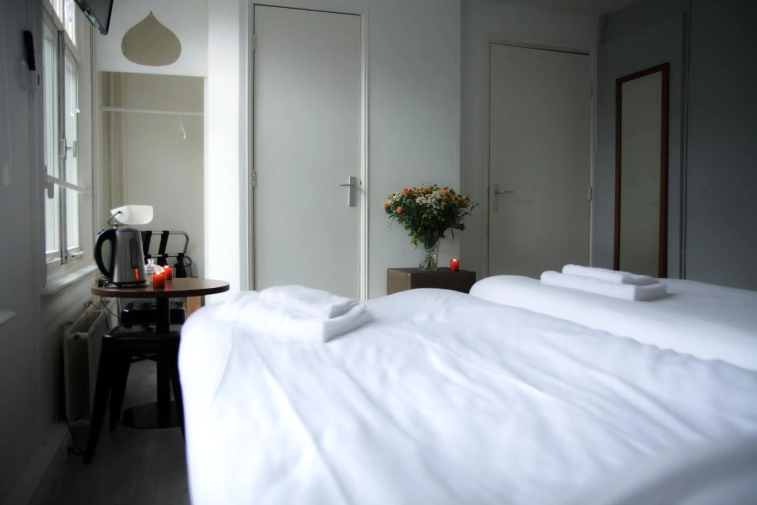 Photo of the whole room, Bed in Hotel 55 - City Centre