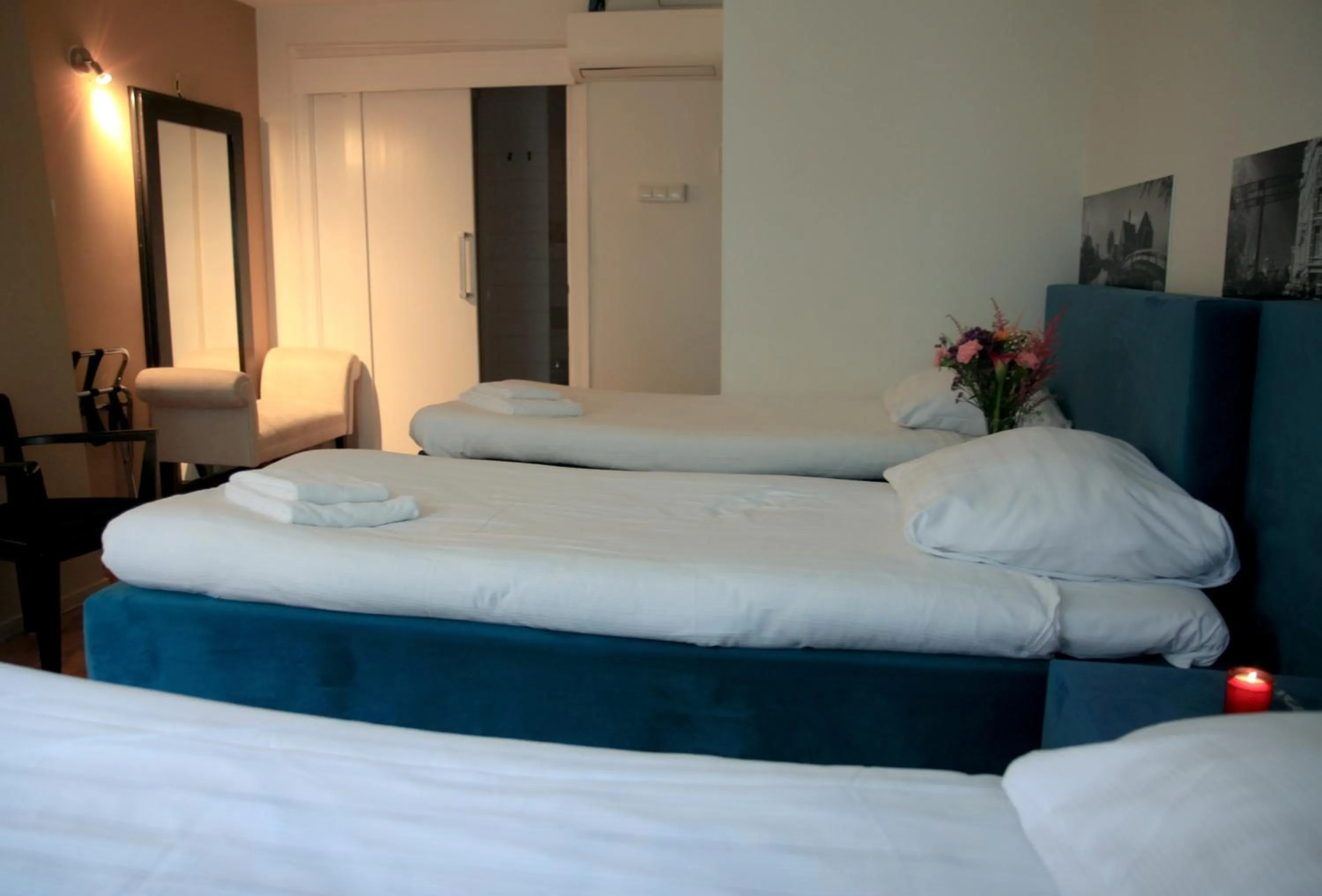 Photo of the whole room, Bed in Hotel 55 - City Centre