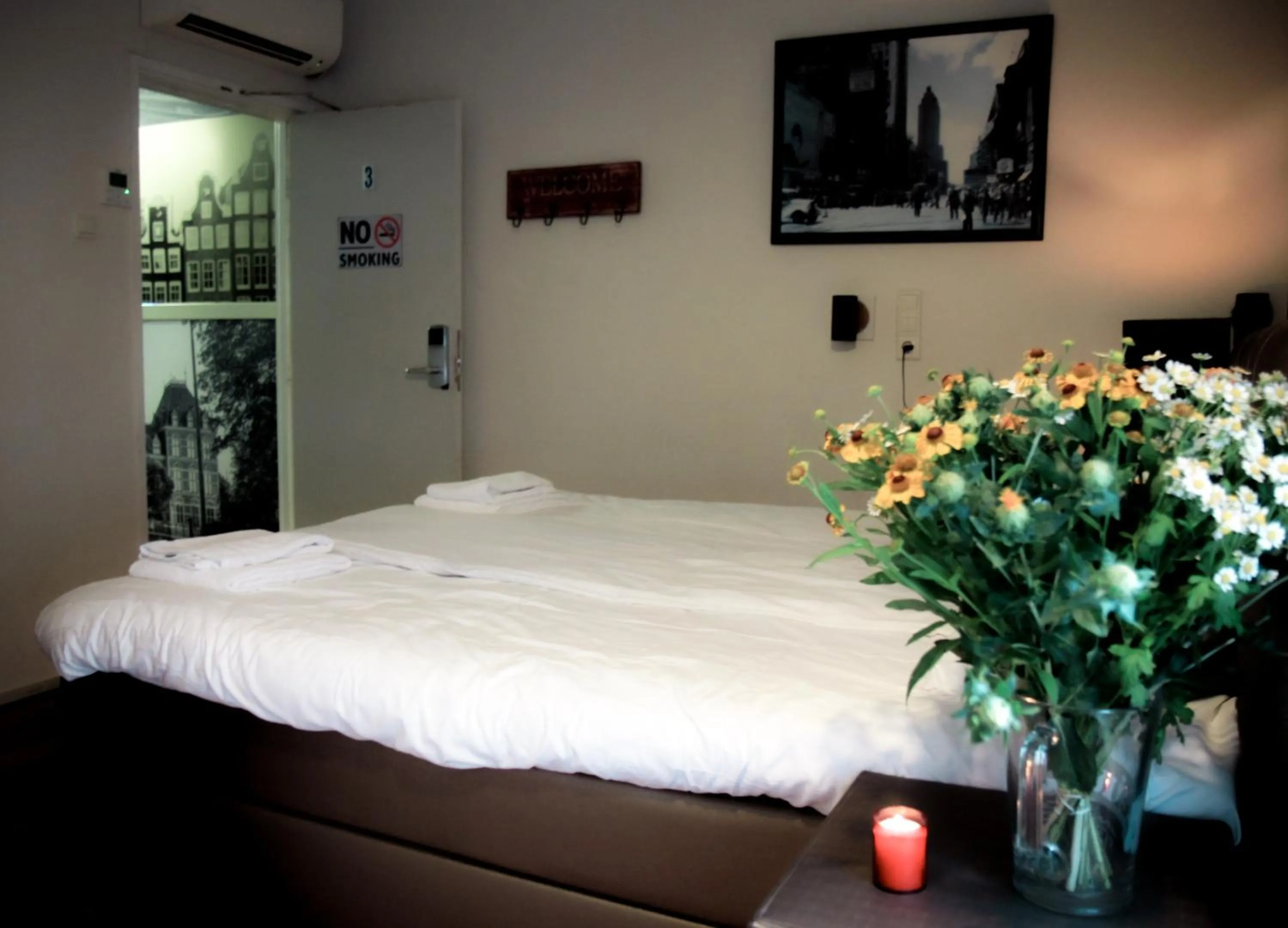 Photo of the whole room, Bed in Hotel 55 - City Centre