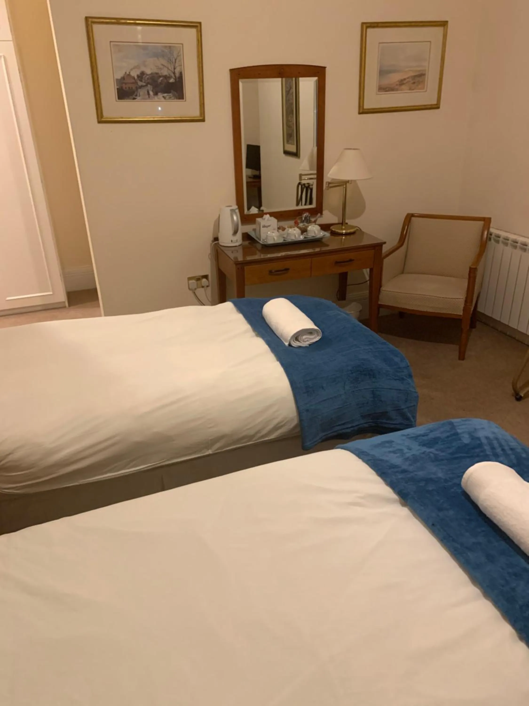 Bedroom, Bed in The Waterloo Hotel & Bistro