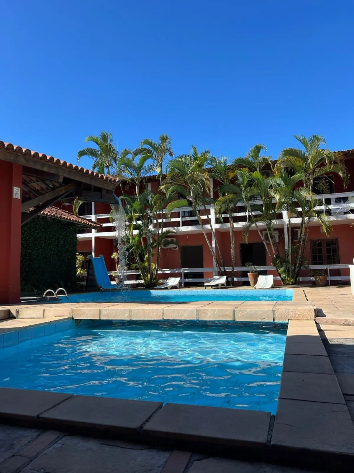 Swimming pool in Hotel Recanto Do Sol
