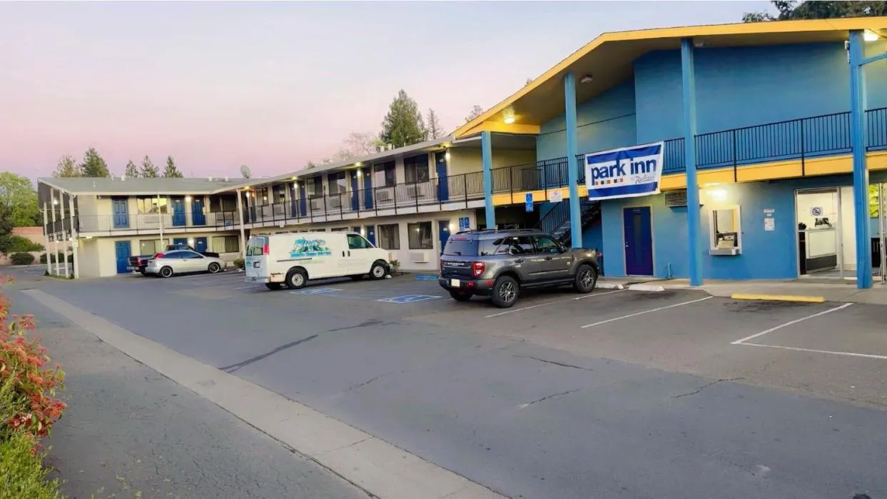 Property building in Park Inn by Radisson, Santa Rosa South