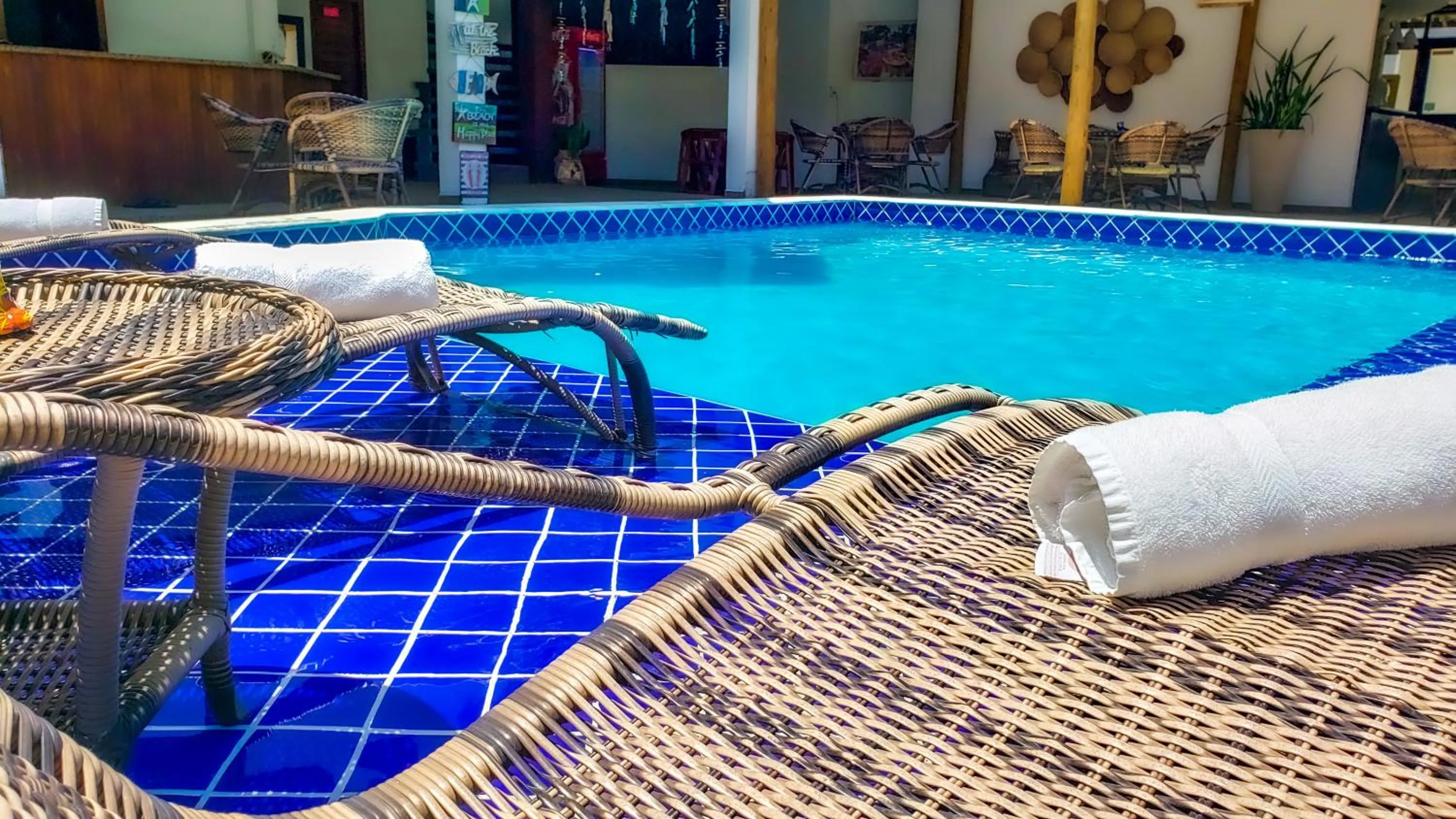 Swimming pool in Hotel Porto Dourado - Rede Bem Bahia