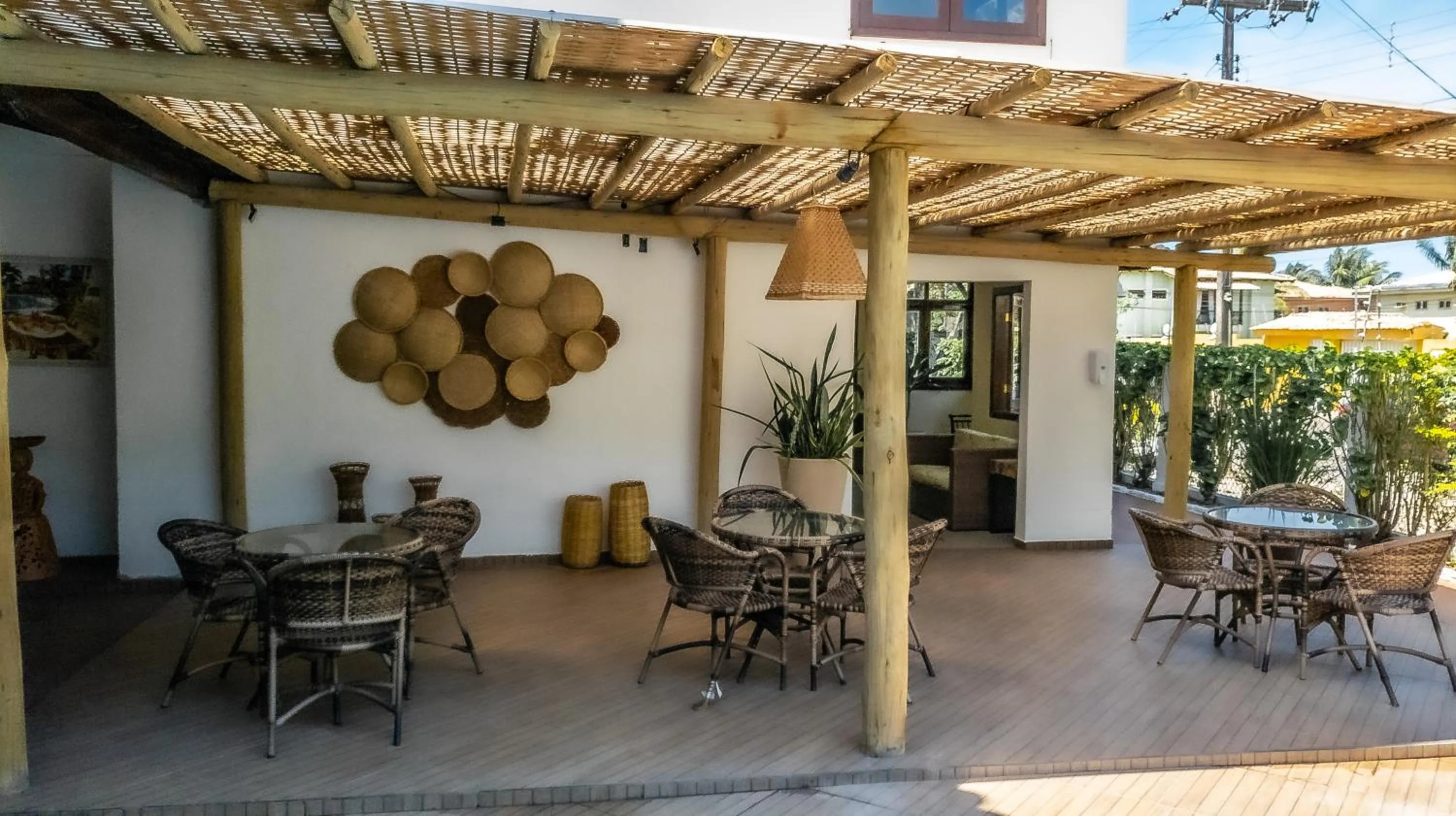 Patio in Hotel Porto Dourado - Rede Bem Bahia