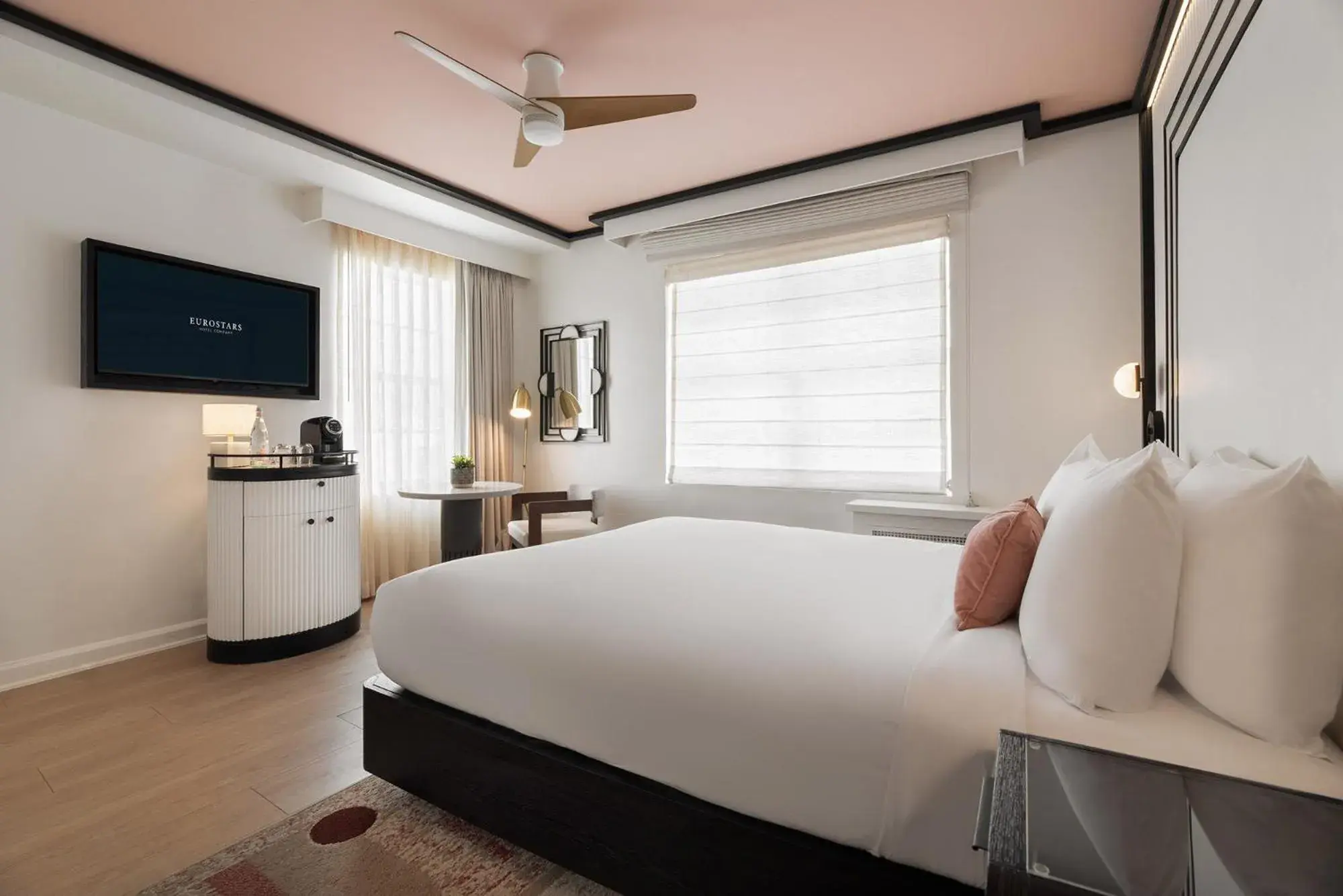 Deluxe King Room in Eurostars Winter Haven Miami Beach Deluxe King Room in Eurostars Winter Haven Miami Beach