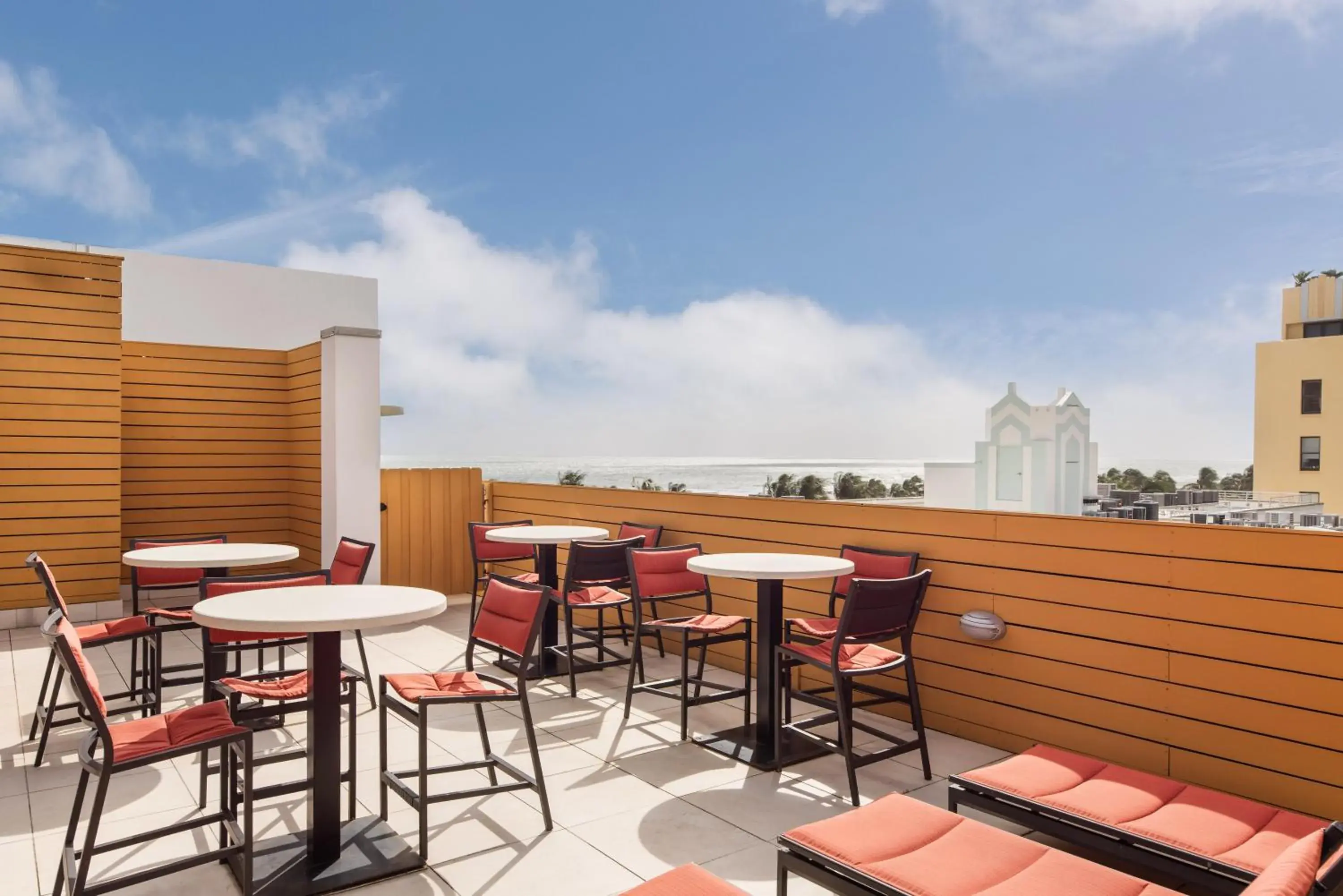 Property building in Eurostars Winter Haven Miami Beach Property building in Eurostars Winter Haven Miami Beach