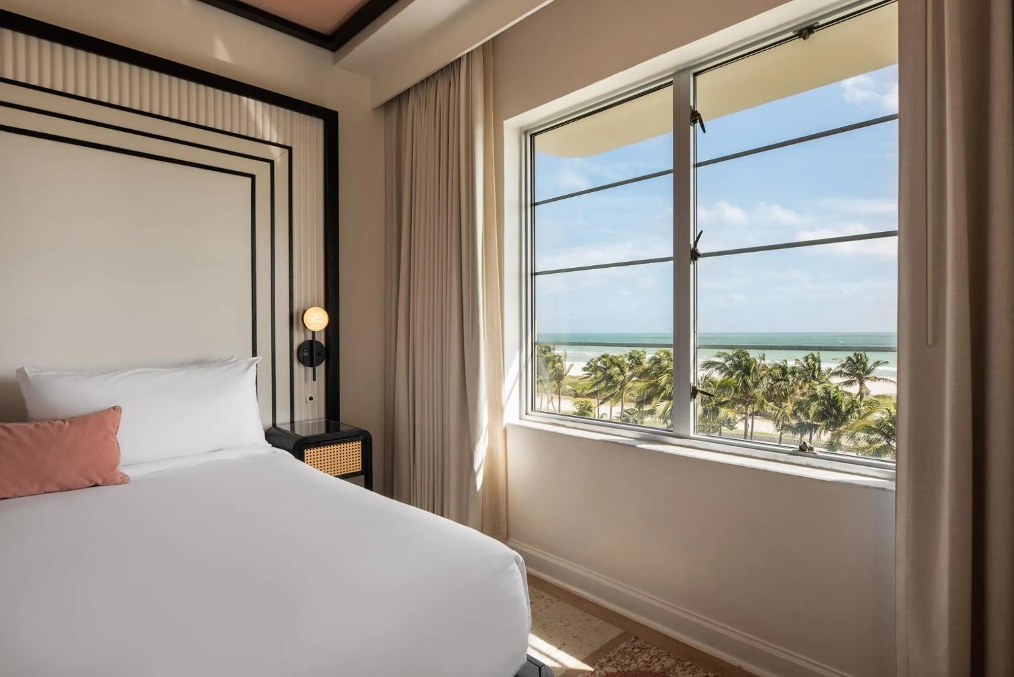 Bedroom, Bed in Eurostars Winter Haven Miami Beach