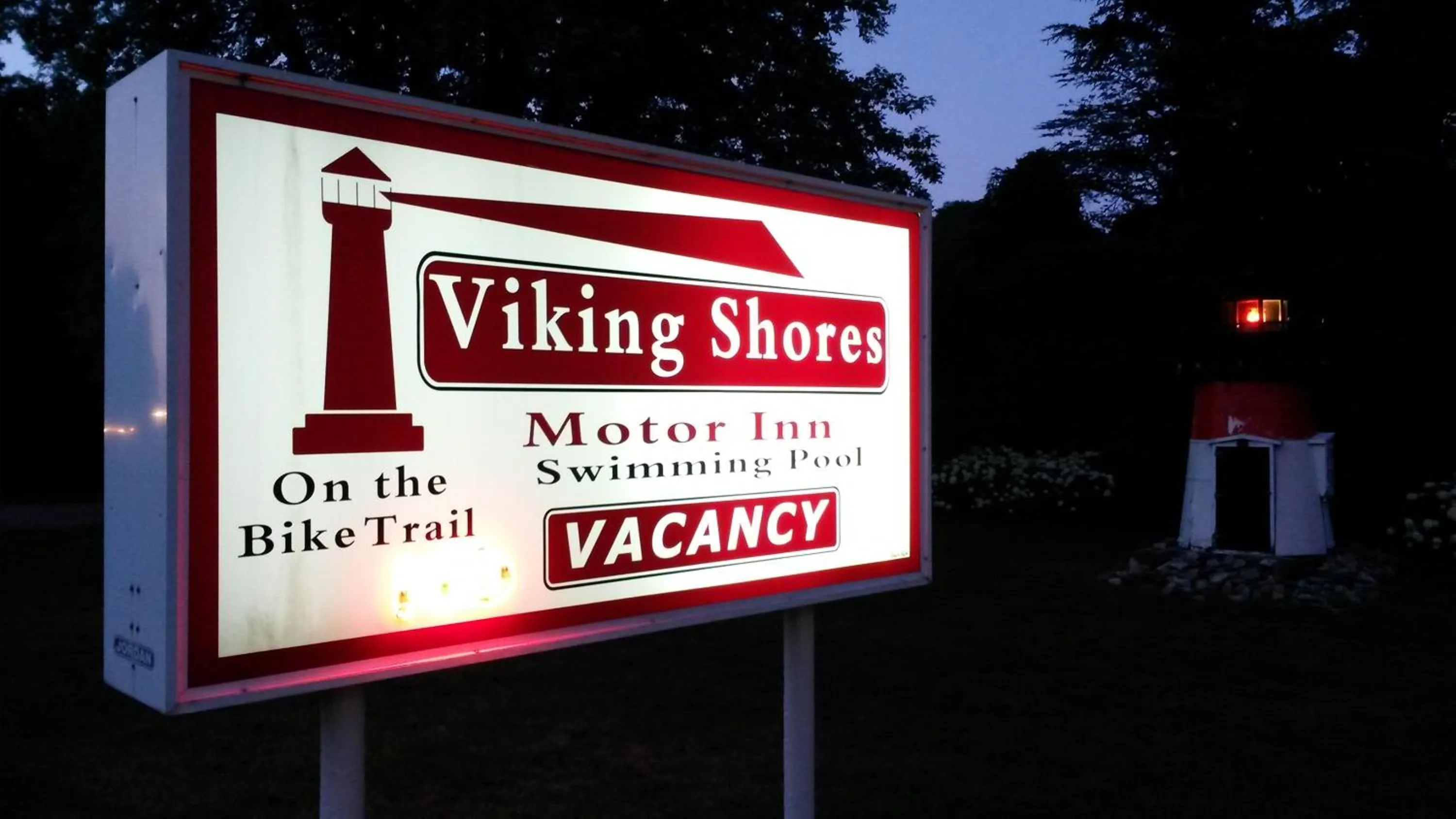 Property logo or sign in Viking Shores Motor Inn