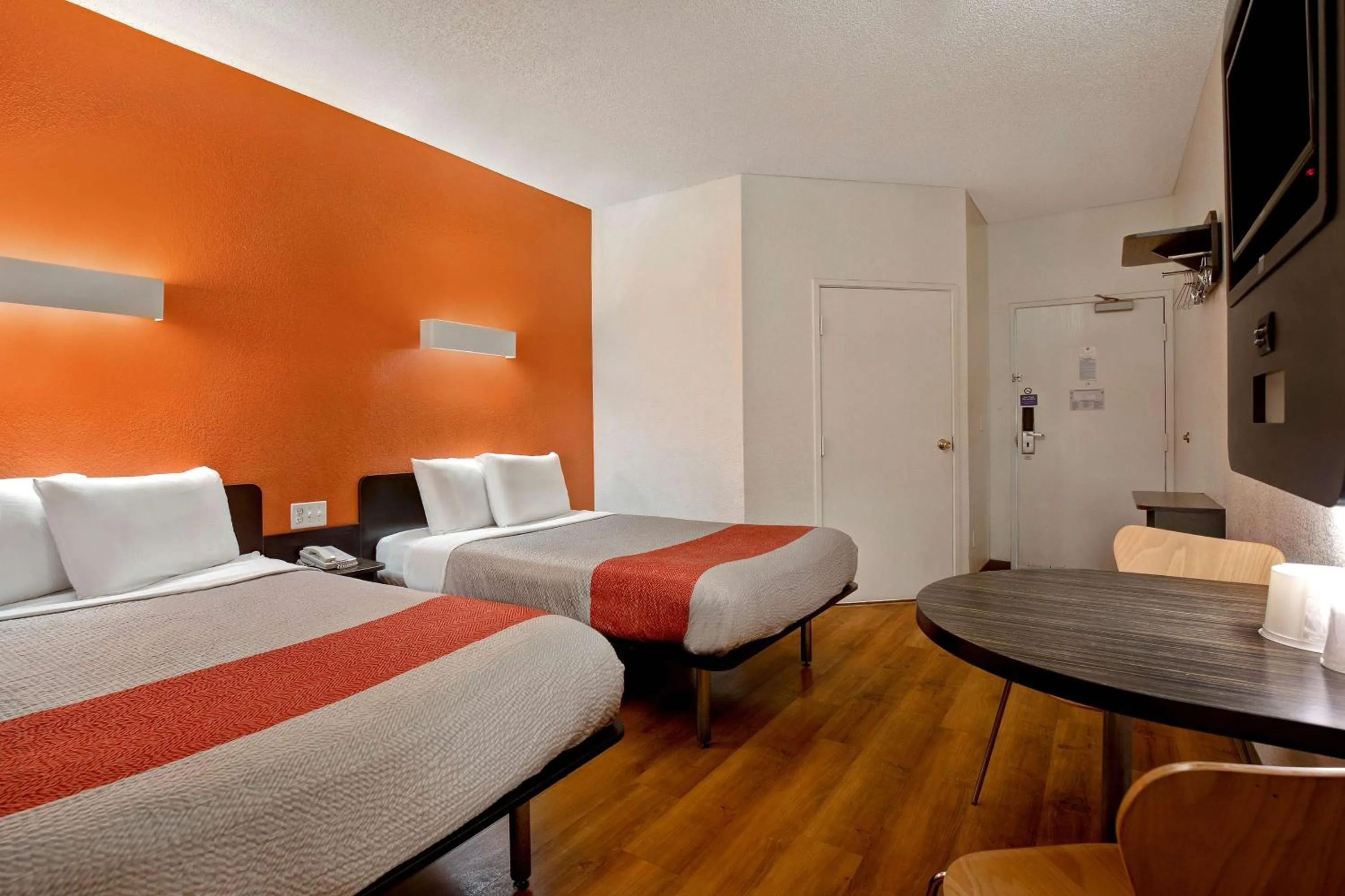 Bedroom, Bed in Motel 6-Gilroy, CA