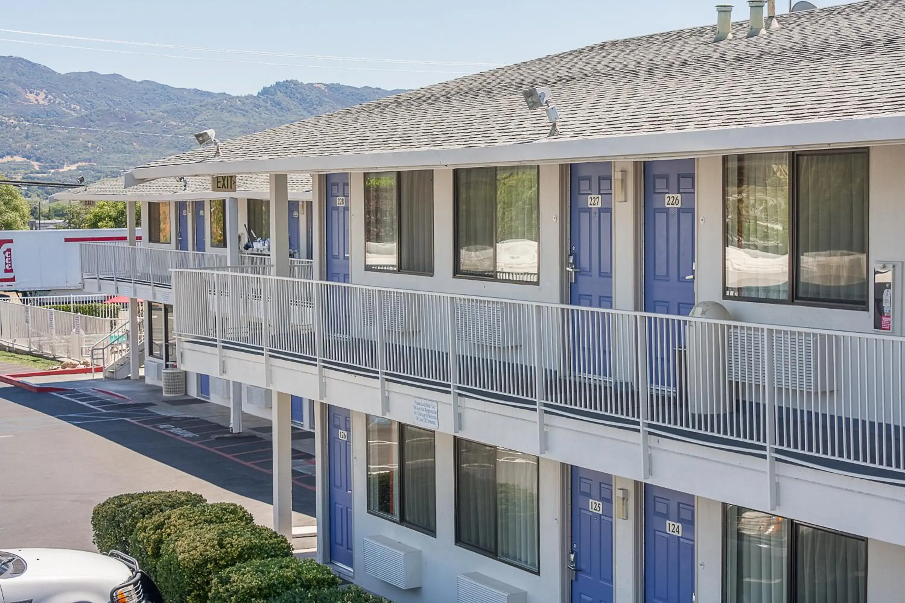 Facade/entrance in Motel 6-Ukiah, CA Facade/entrance in Motel 6-Ukiah, CA