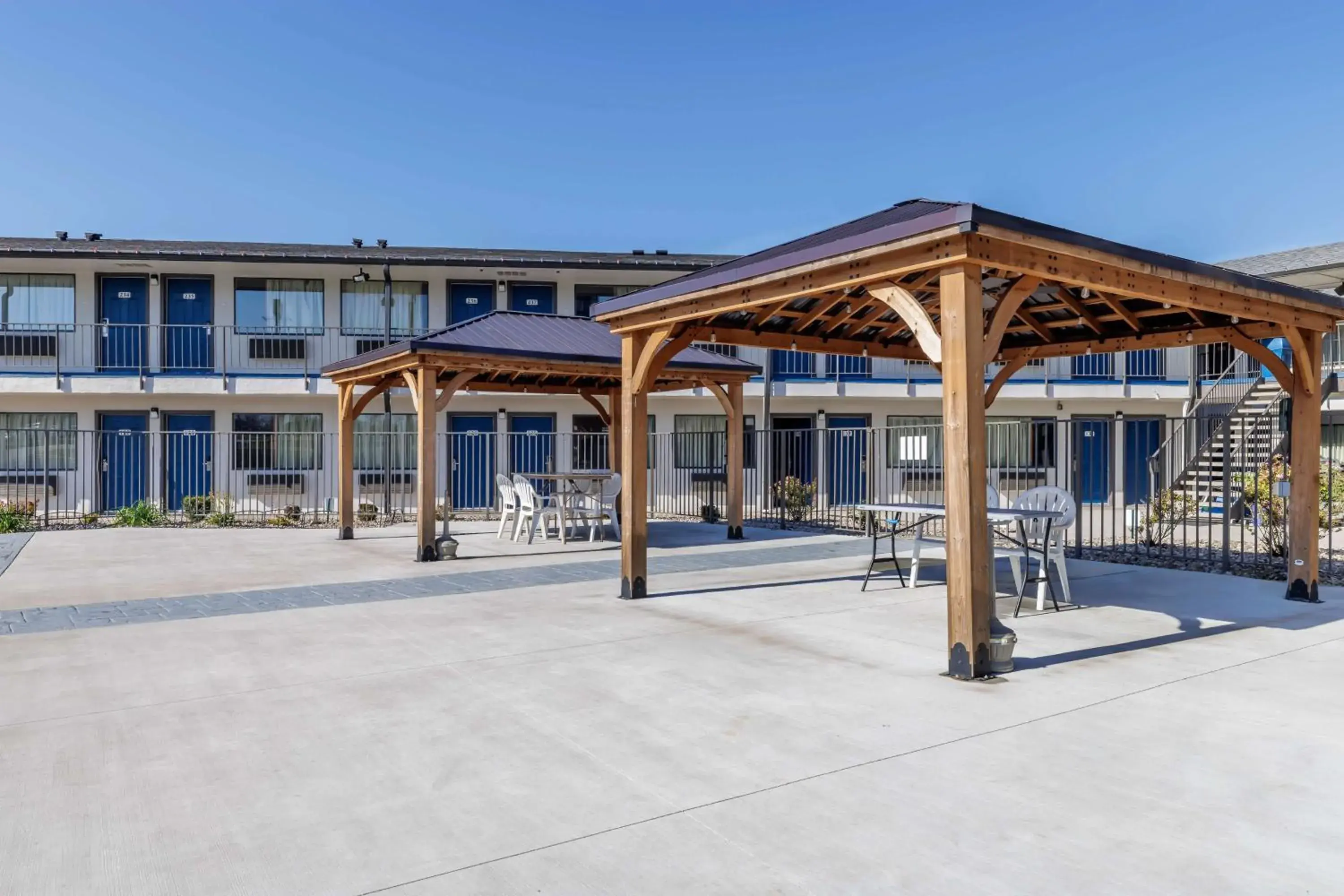 Property building in Motel 6 Elizabethtown Property building in Motel 6 Elizabethtown