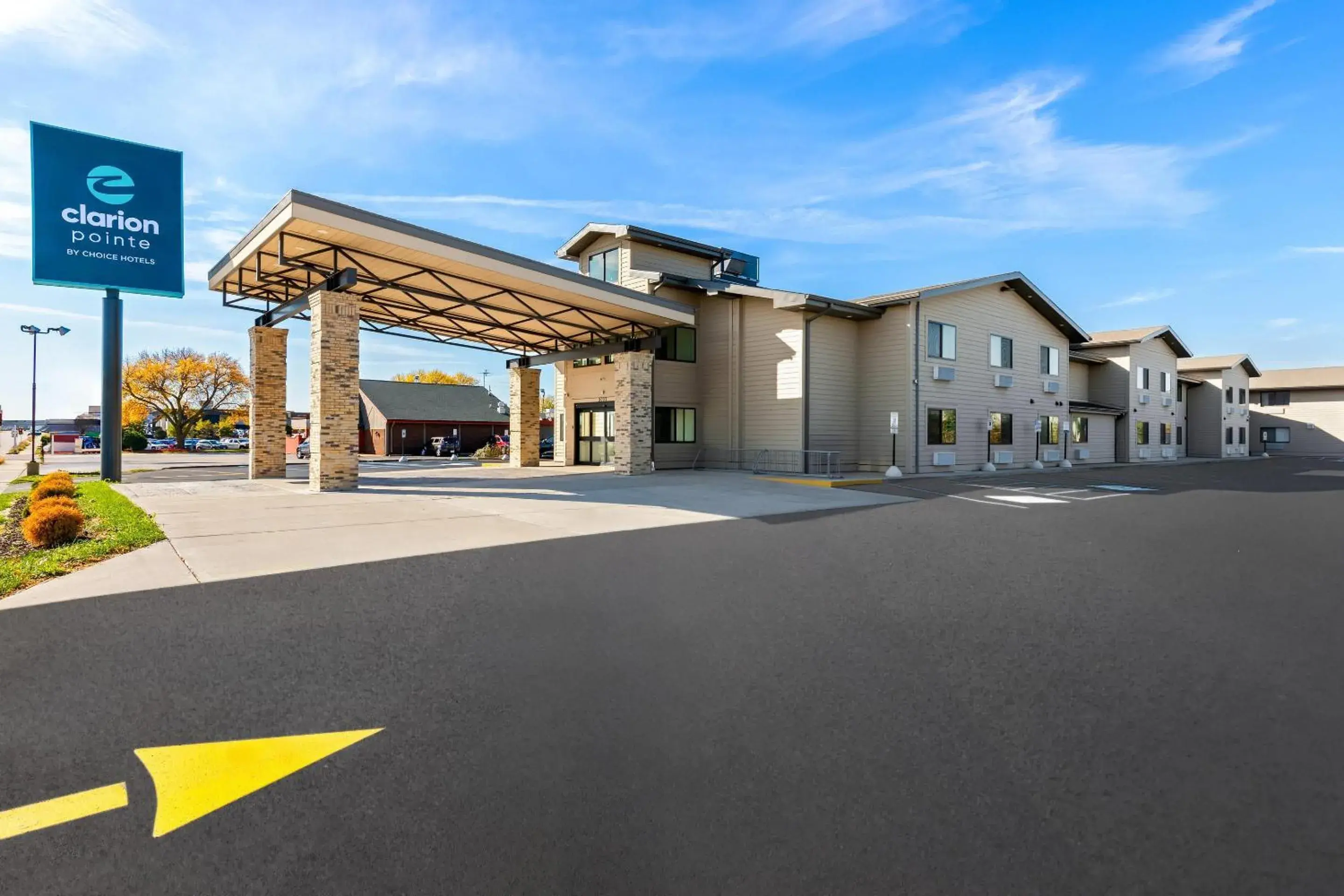 Clarion Pointe Milwaukee Airport Clarion Pointe Milwaukee Airport
