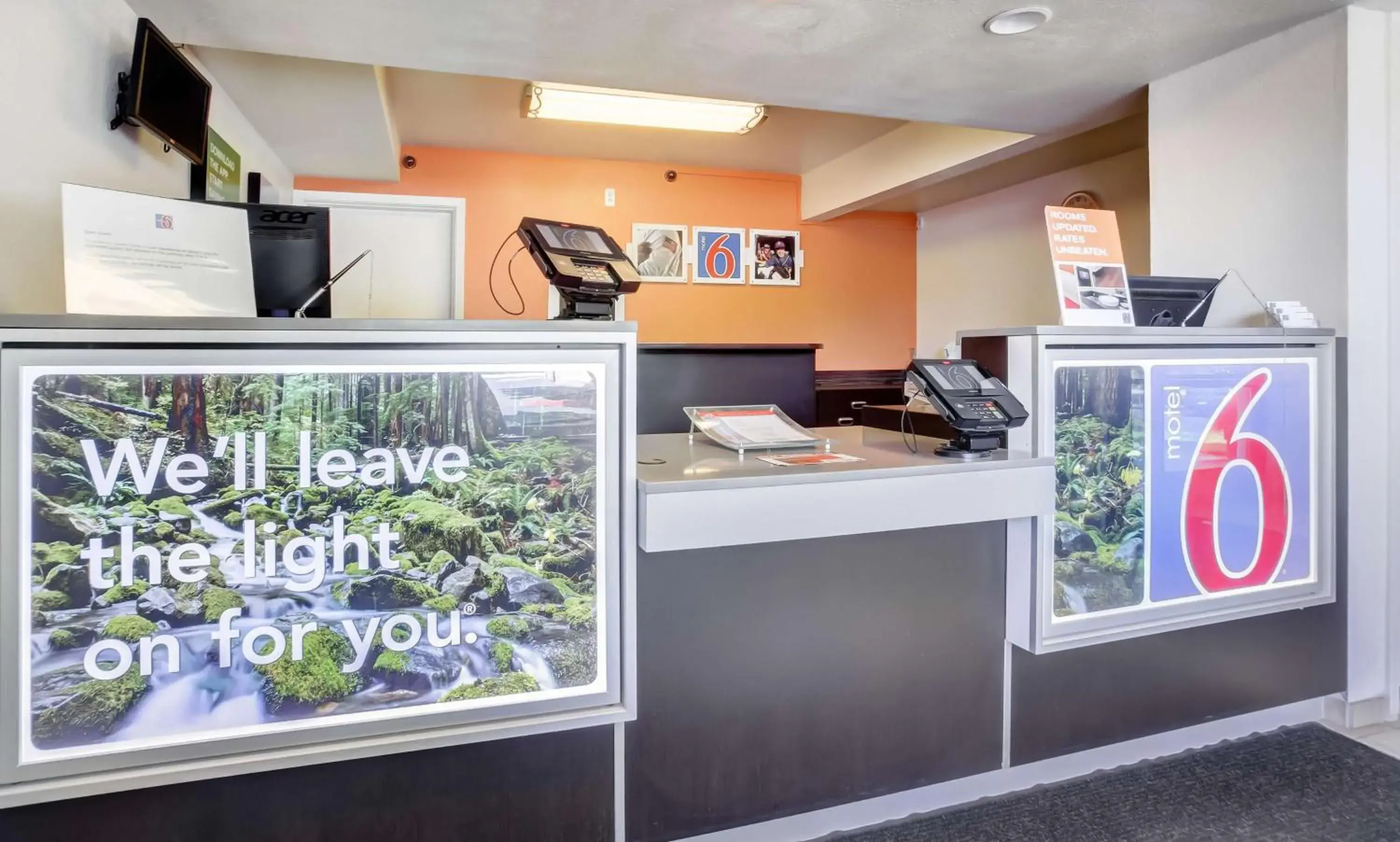 Property logo or sign, Lobby/Reception in Motel 6-Medford, OR