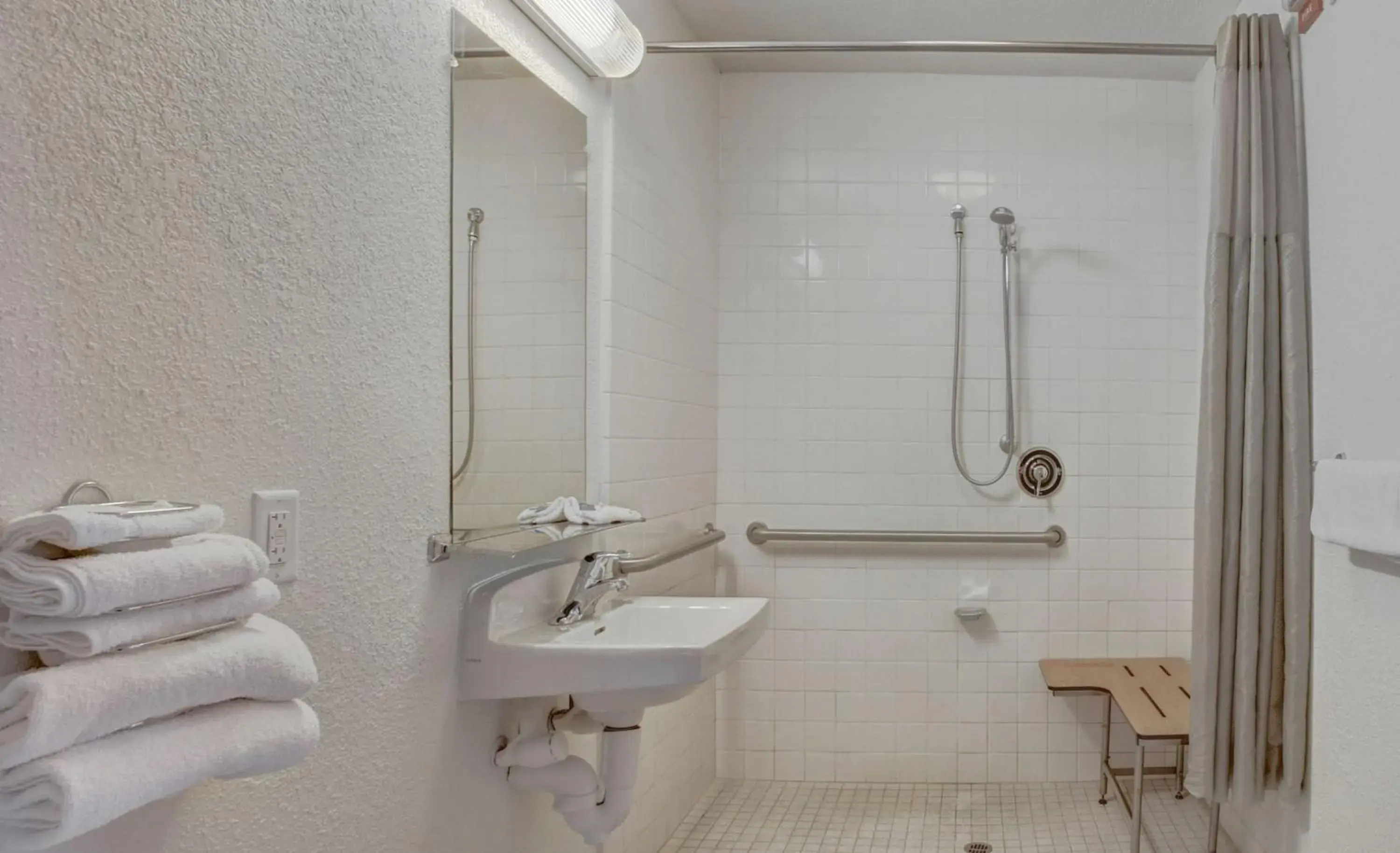 Bathroom in Motel 6-Medford, OR