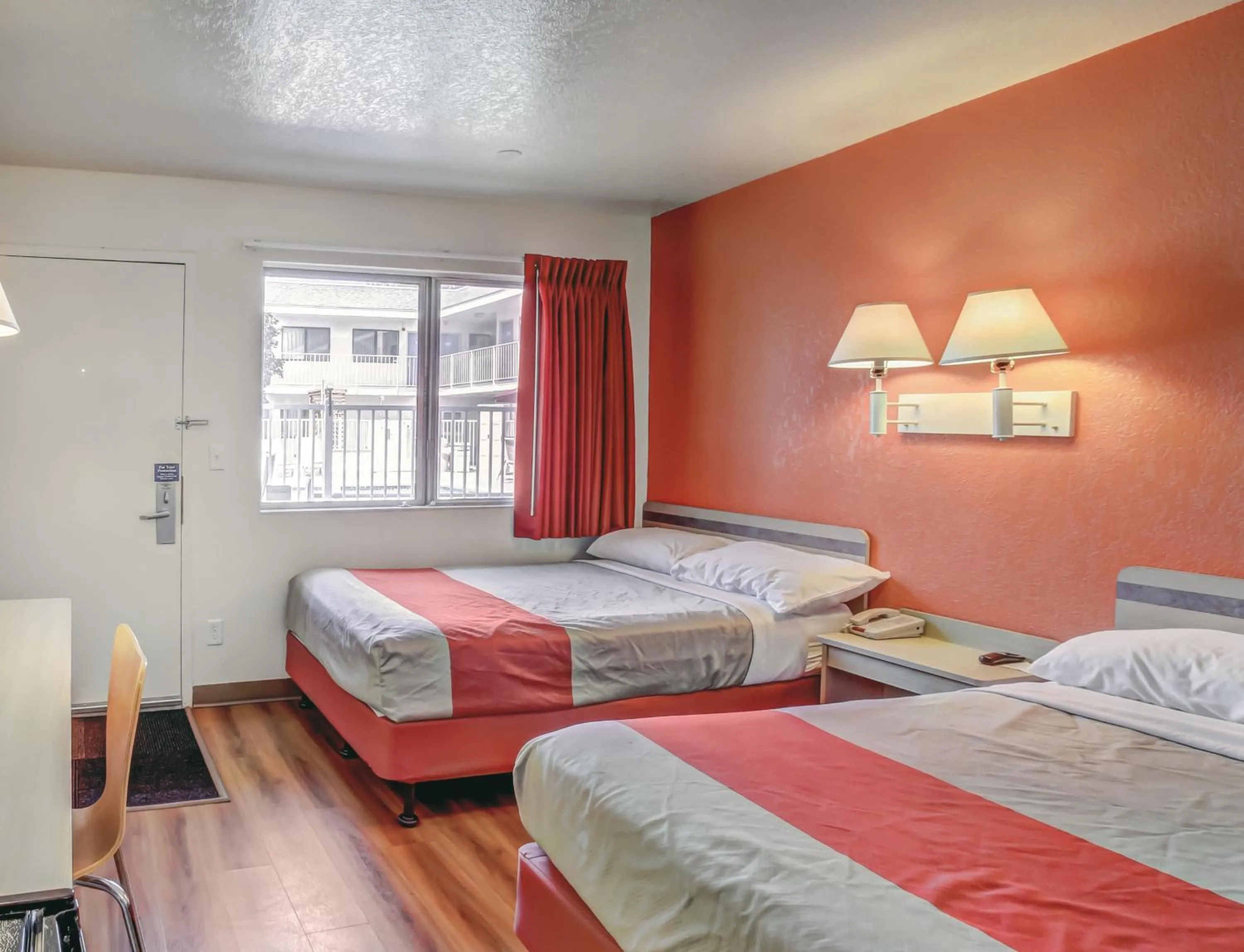 Bedroom, Bed in Motel 6-Medford, OR