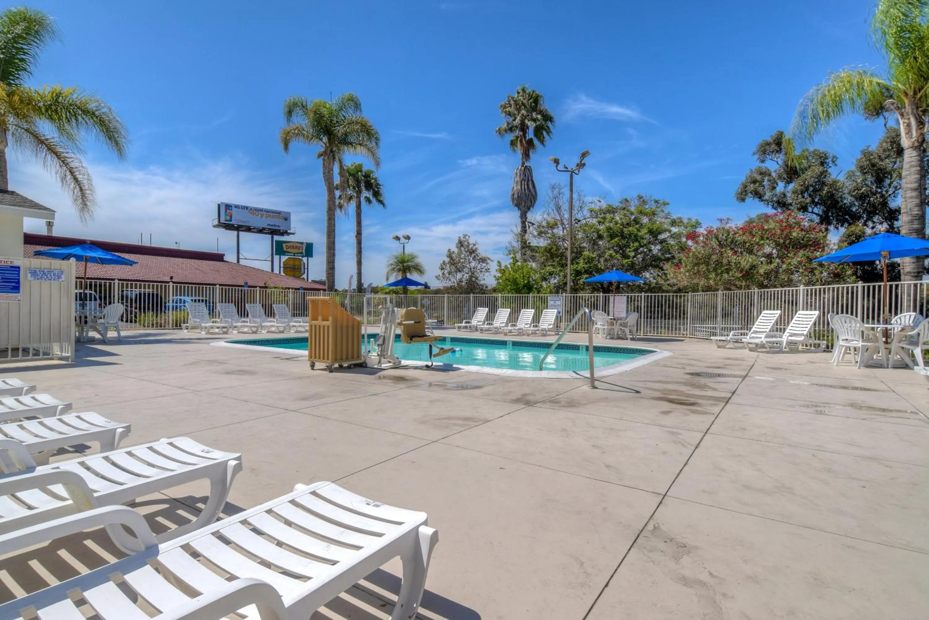 Area and facilities in Motel 6-San Ysidro, CA - San Diego - Border