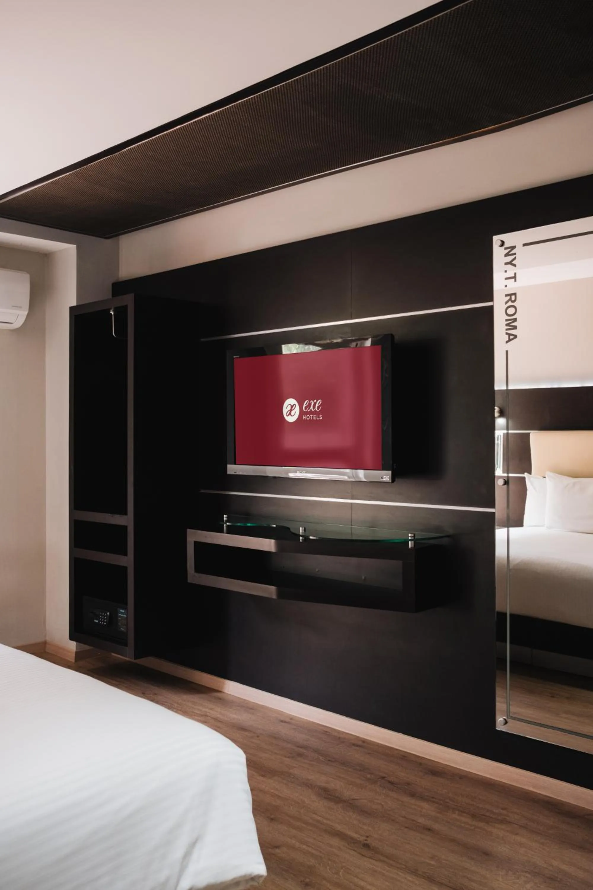 Bedroom, Bed in Exe Cities Reforma