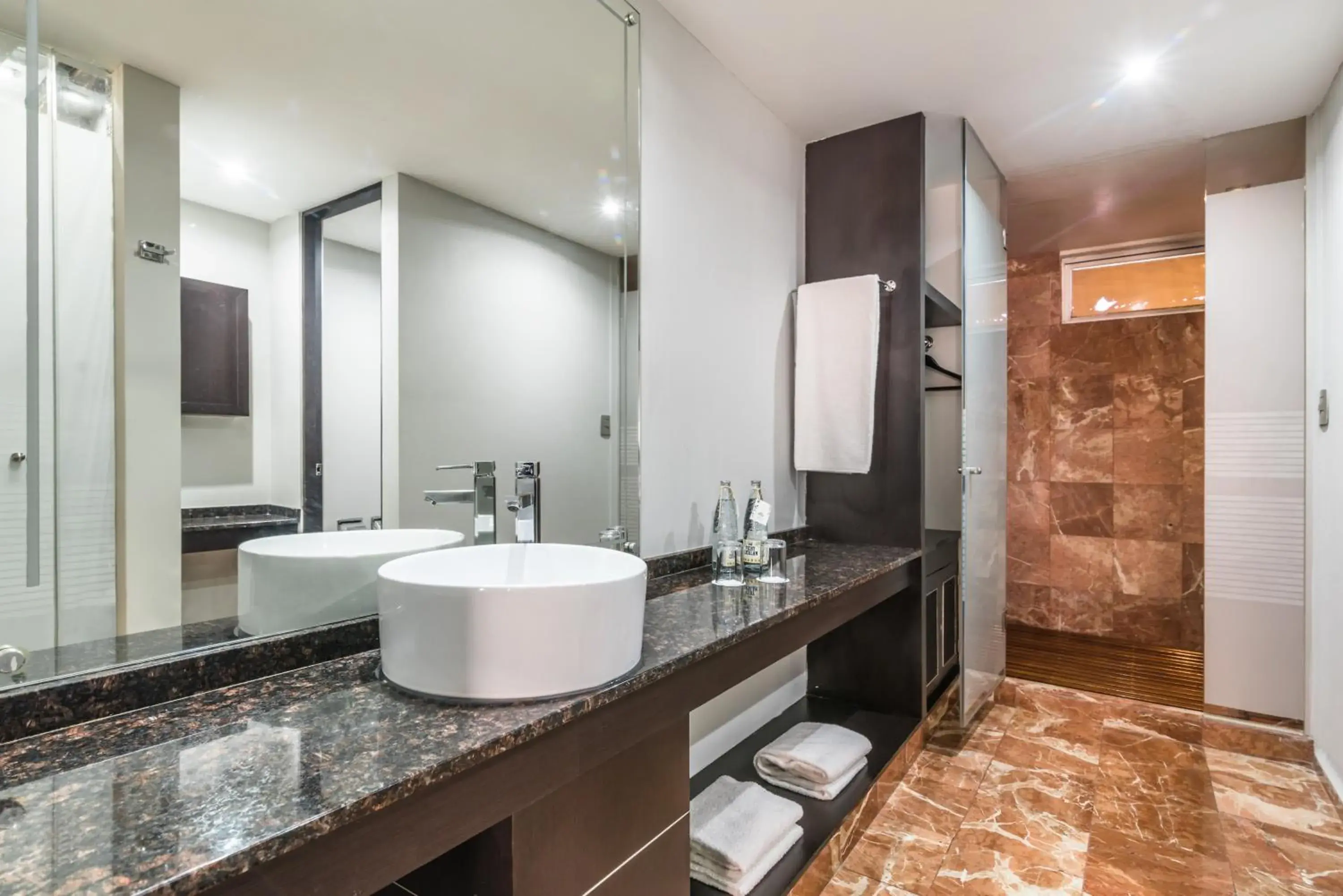 Premium Double Room with Sauna in Exe Cities Reforma Premium Double Room with Sauna in Exe Cities Reforma