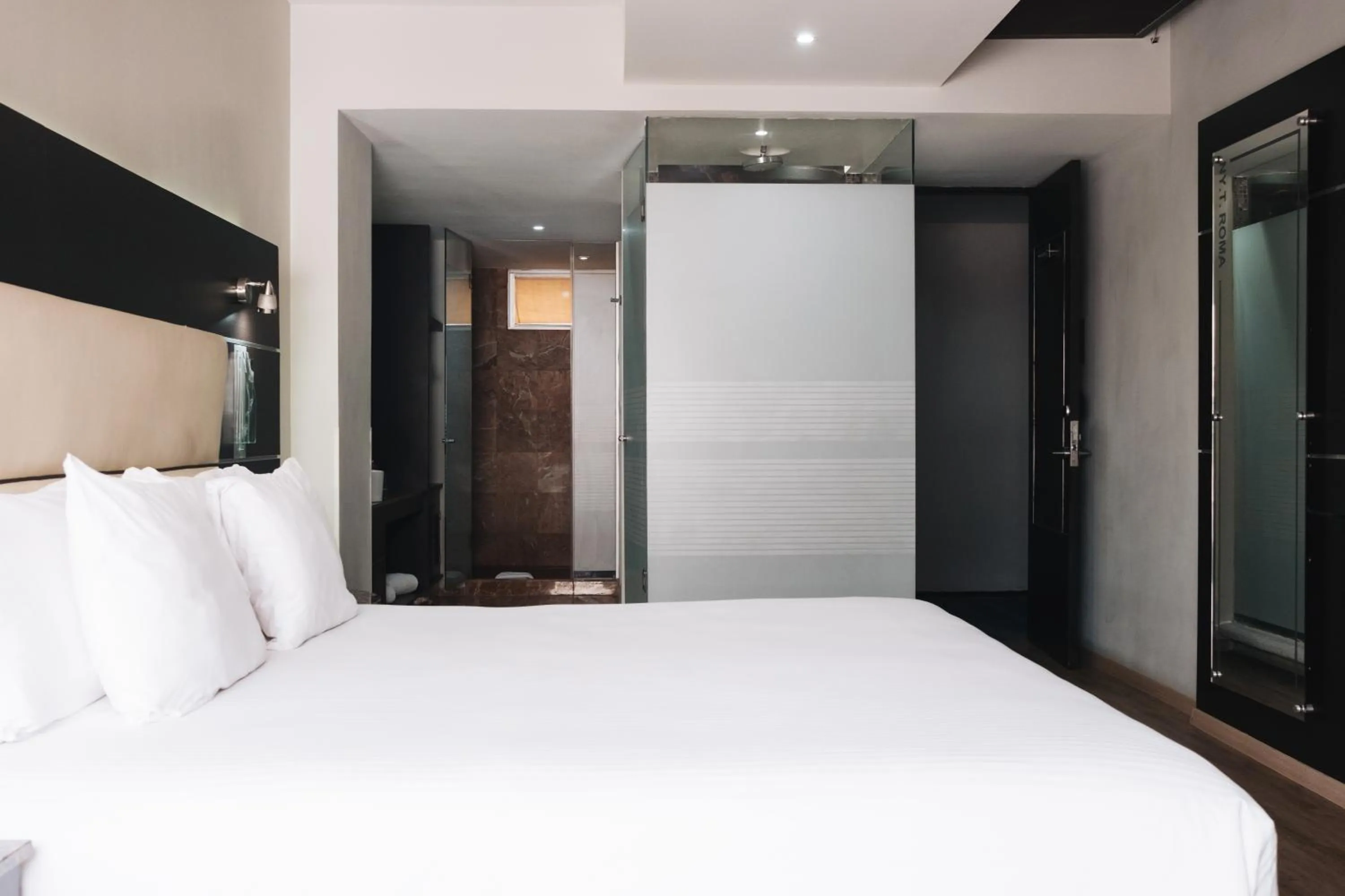 Bedroom, Bed in Exe Cities Reforma