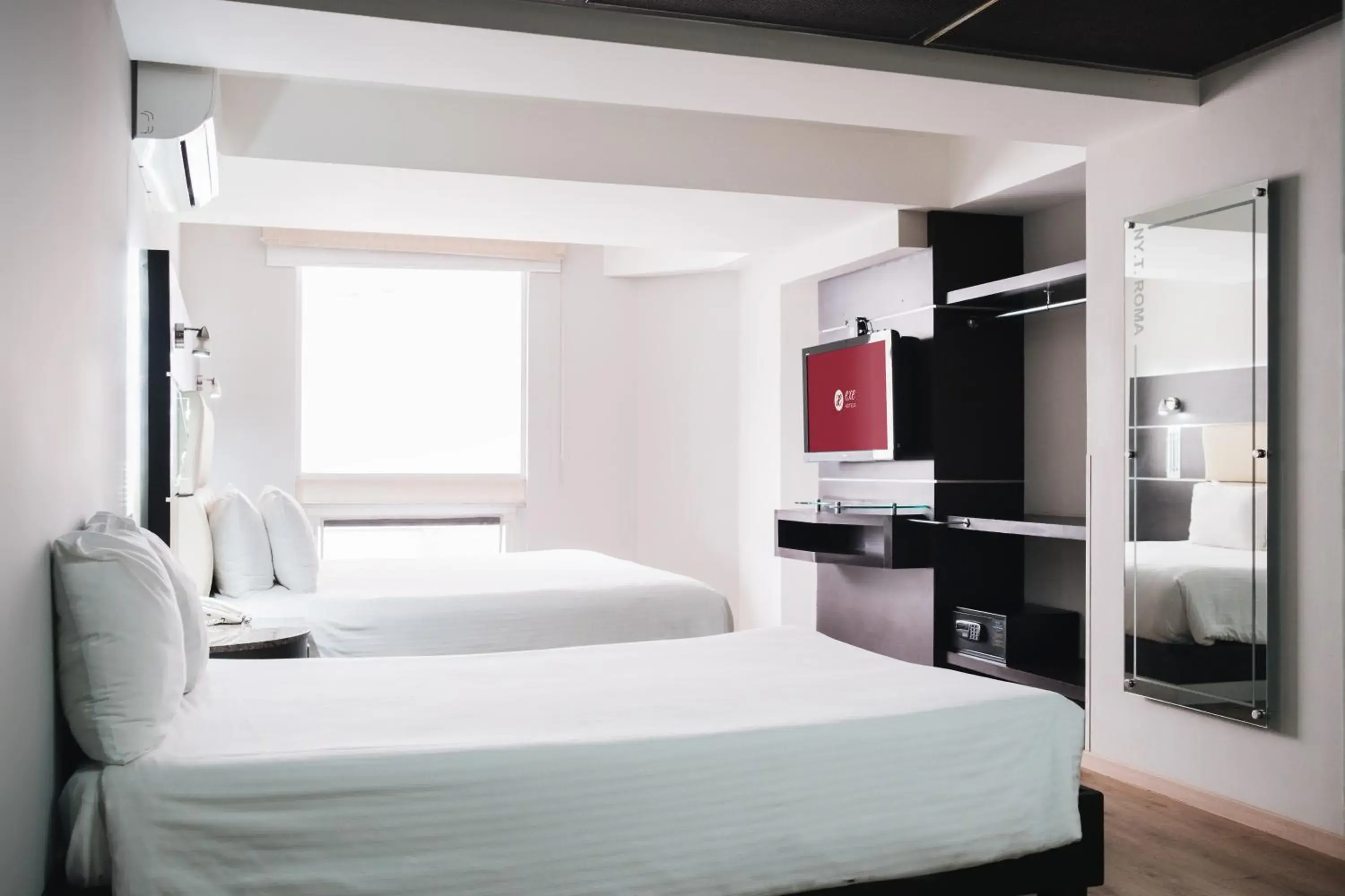 Bedroom, Bed in Exe Cities Reforma Bedroom, Bed in Exe Cities Reforma