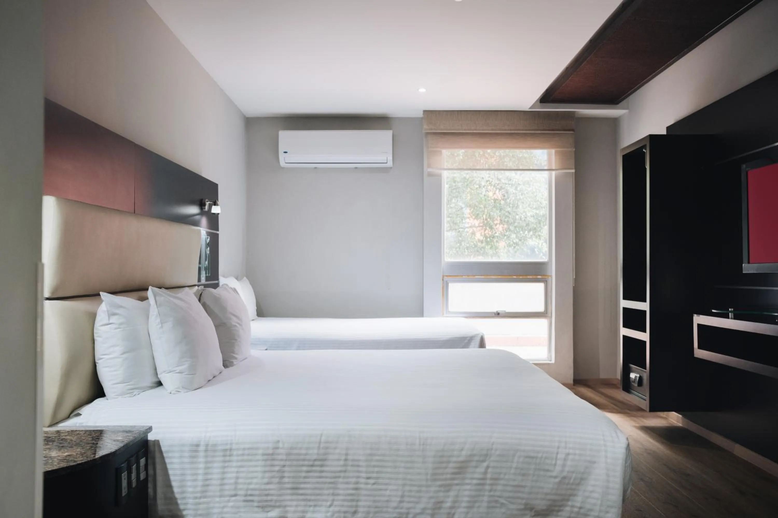 Bedroom, Bed in Exe Cities Reforma