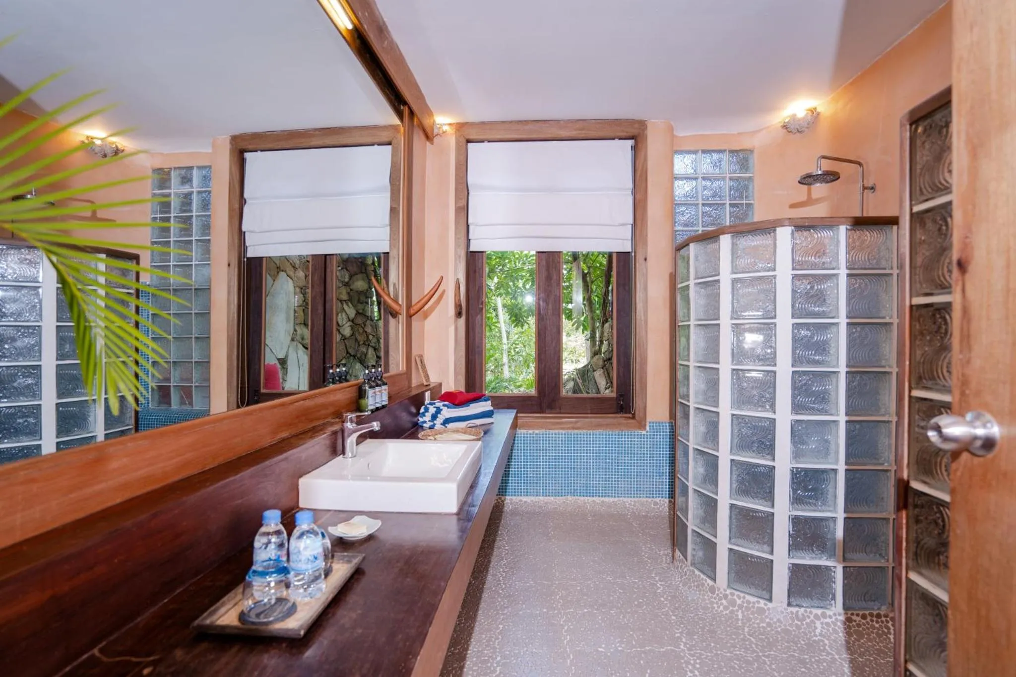 Shower, Bed in Veranda Natural Resort