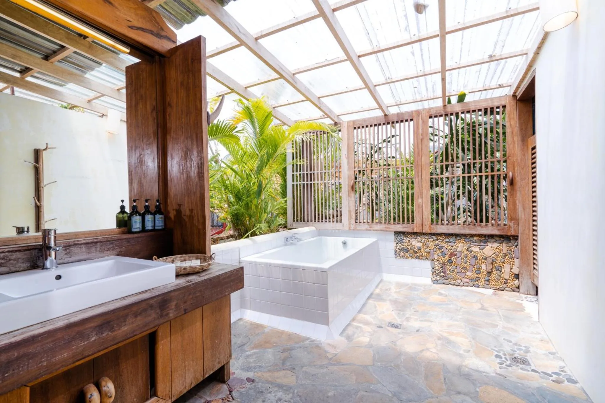 Bath in Veranda Natural Resort
