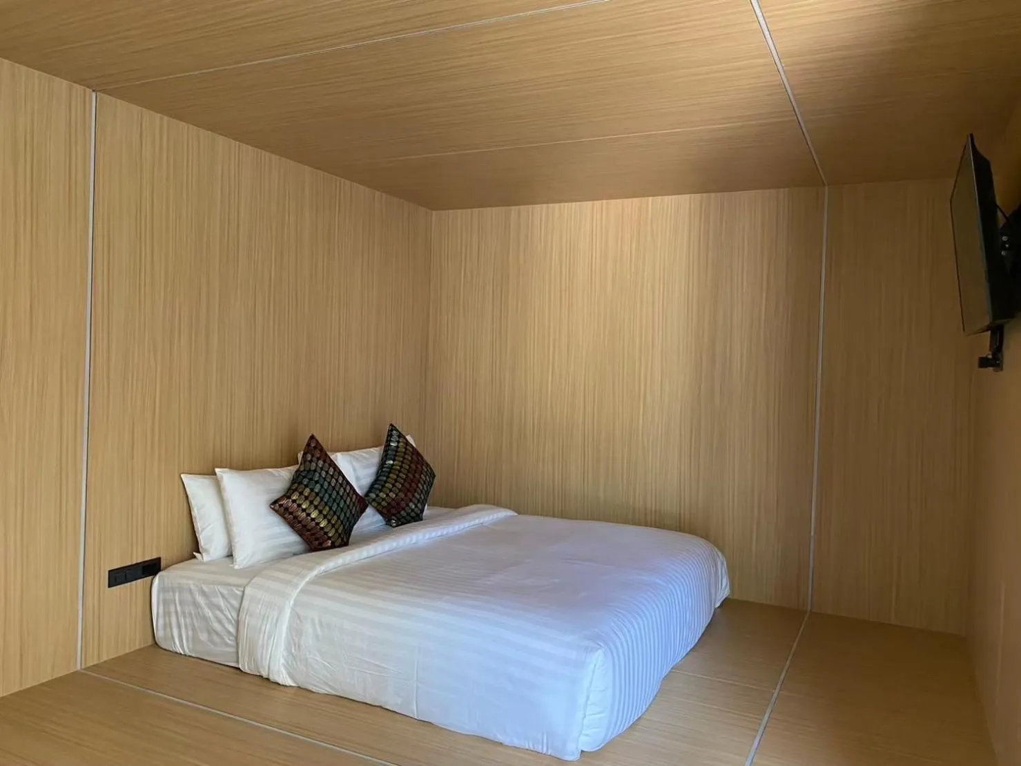 Bedroom, Bed in Nirundorn Resort Chaam