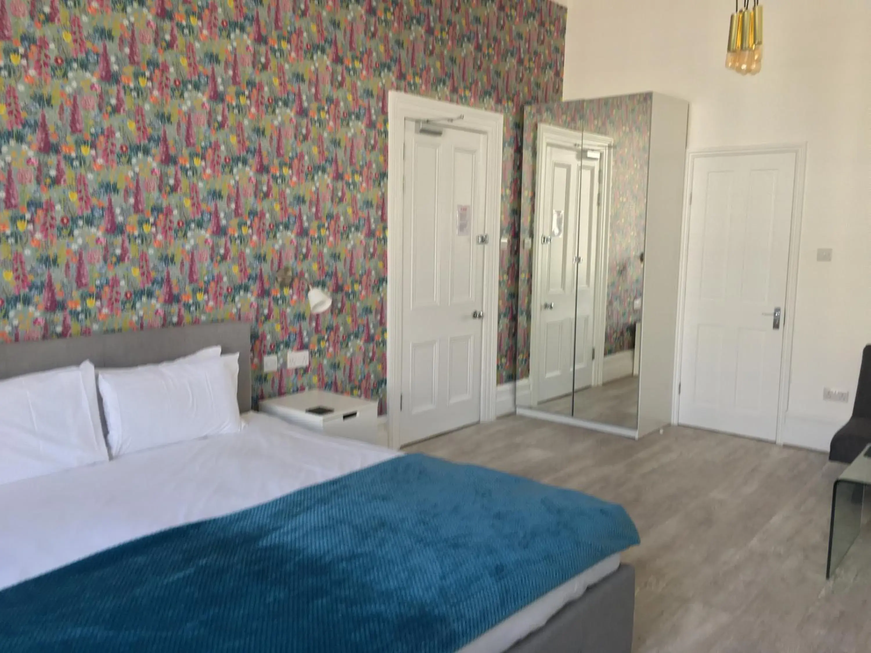 Executive Double or Twin Room in Da Vinci Eastbourne Executive Double or Twin Room in Da Vinci Eastbourne