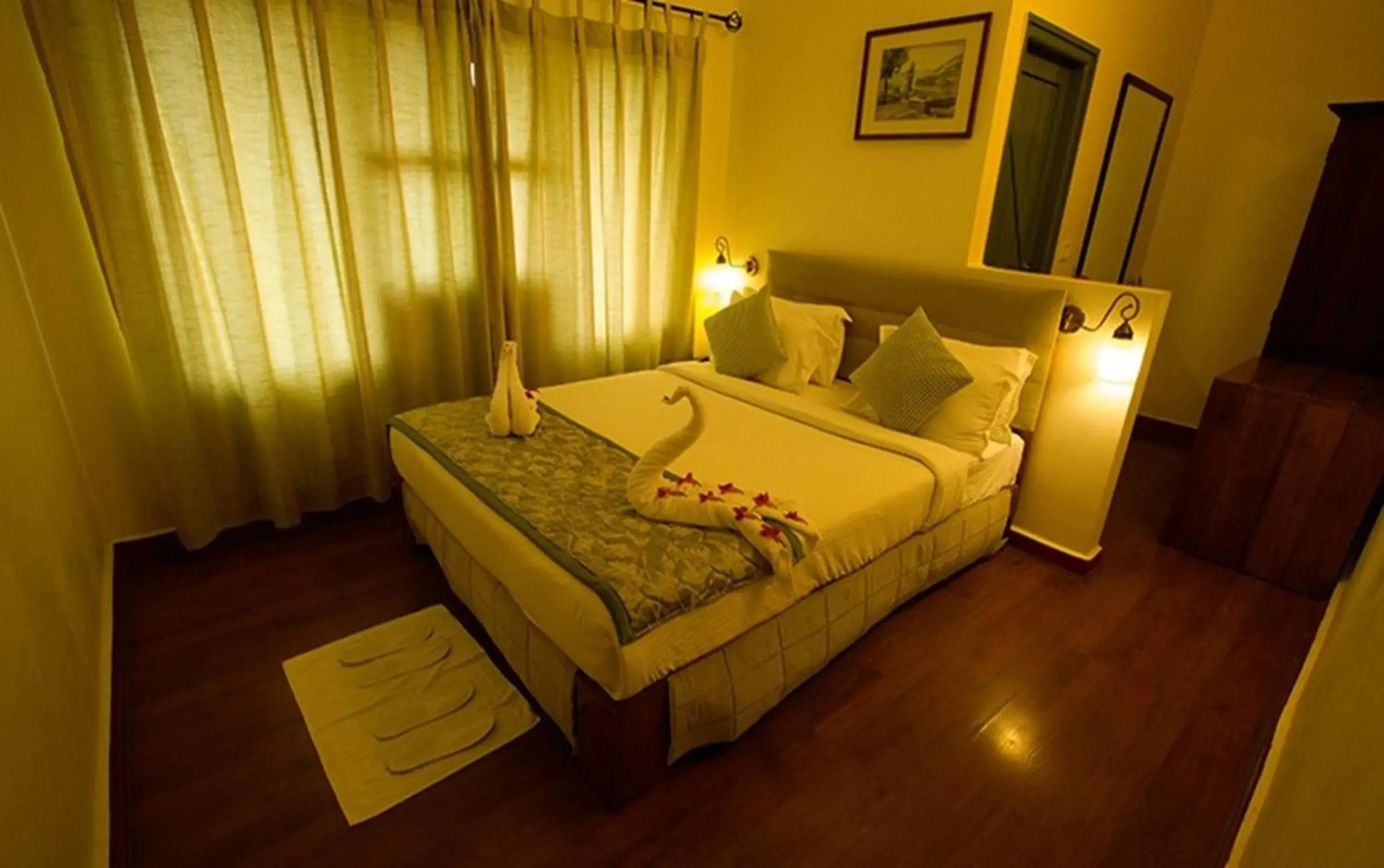 Bedroom, Bed in Mountain Club Resort Munnar Bedroom, Bed in Mountain Club Resort Munnar