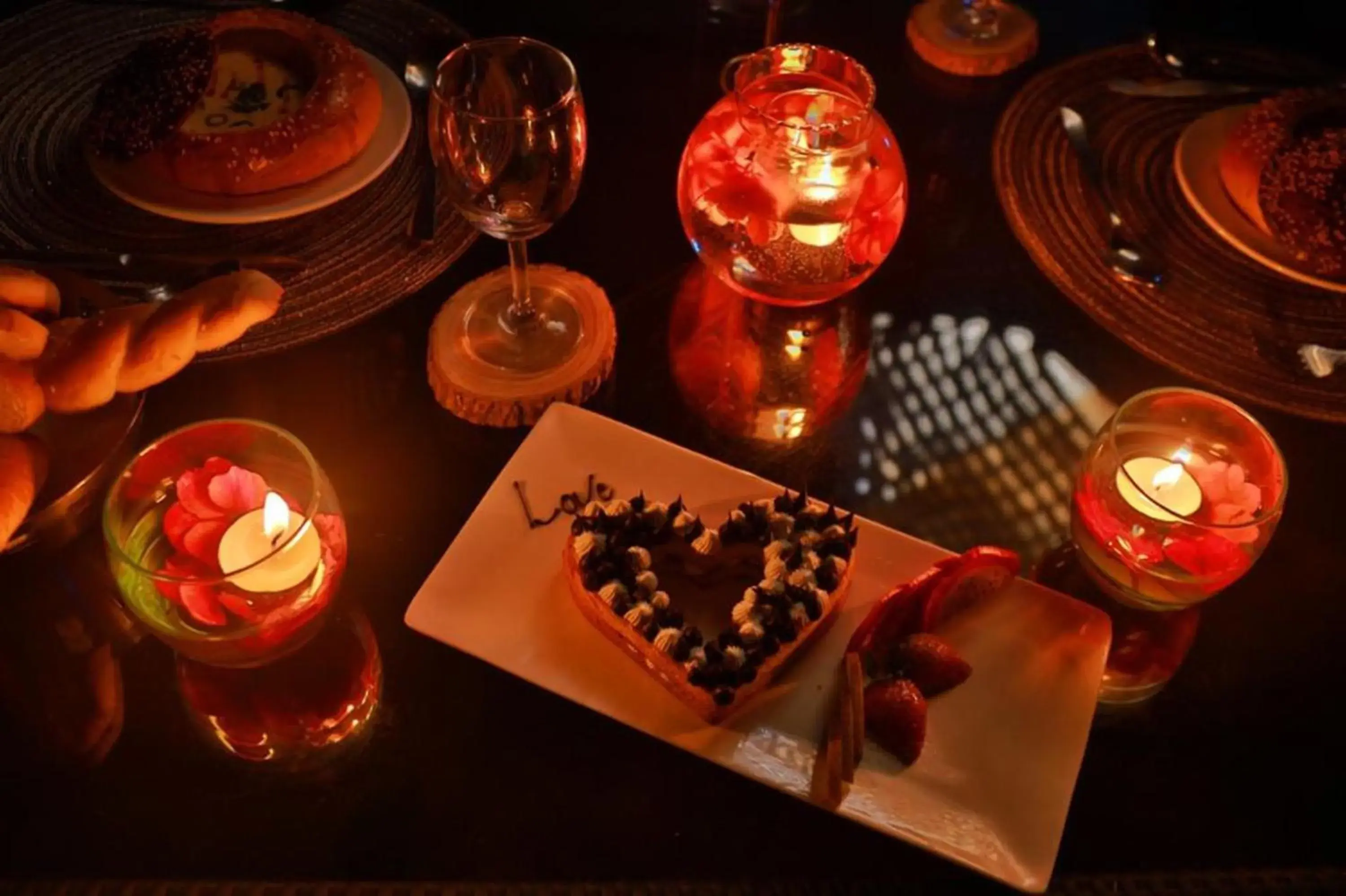 Restaurant/places to eat in Mountain Club Resort Munnar Restaurant/places to eat in Mountain Club Resort Munnar