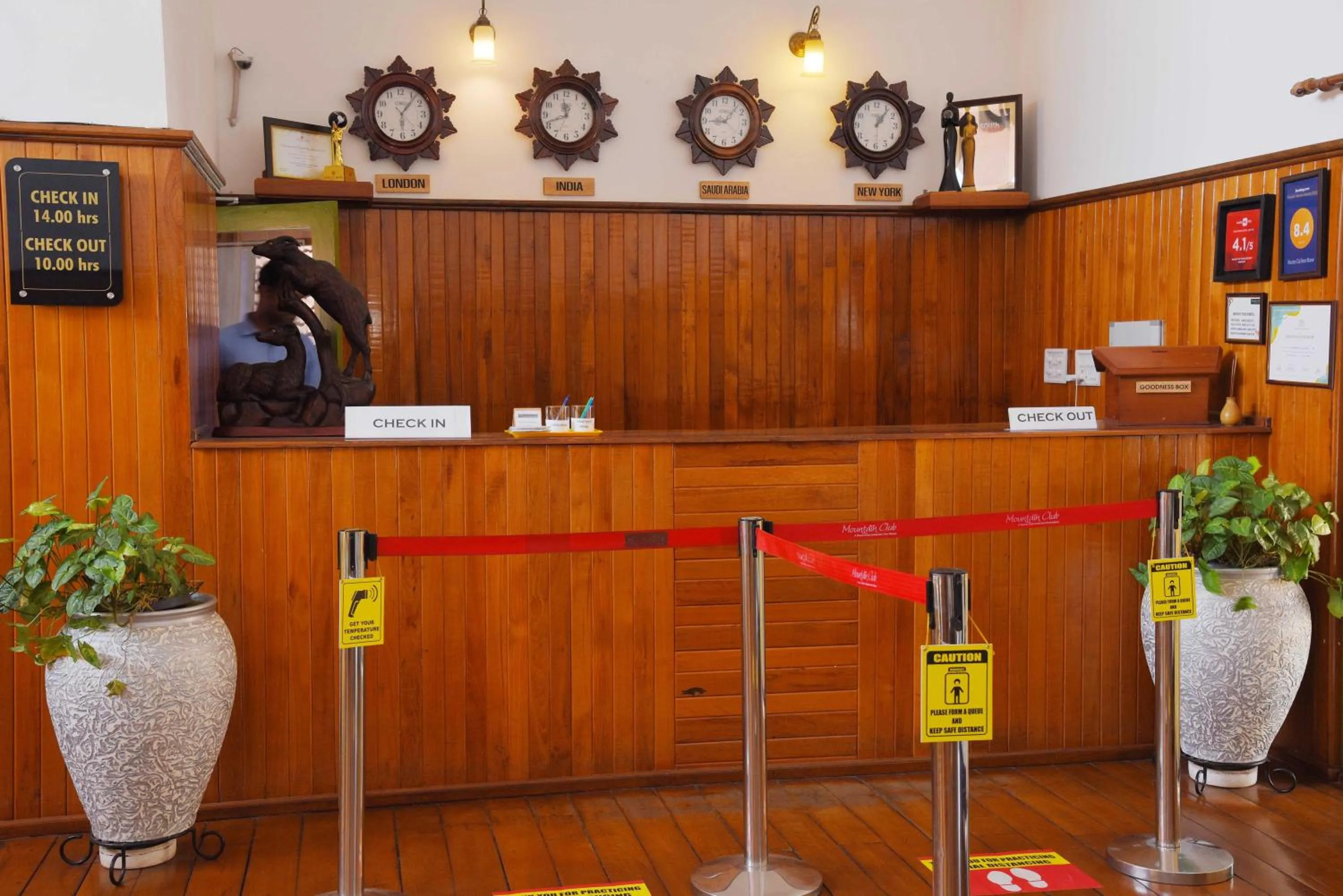 Lobby or reception in Mountain Club Resort Munnar