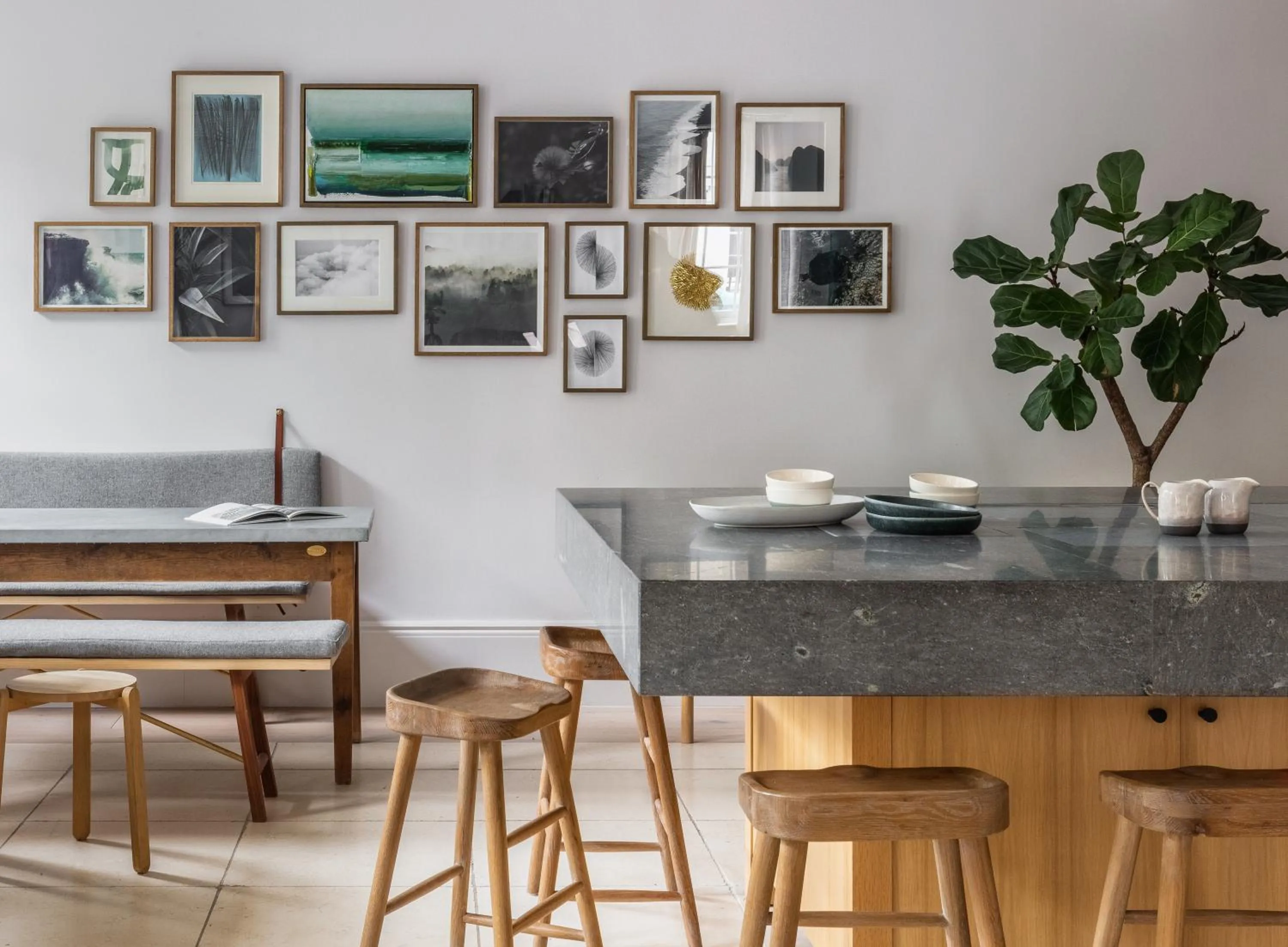 Restaurant/places to eat in Inhabit Southwick Street, a Member of Design Hotels