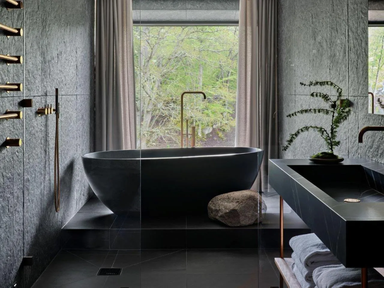 Bath, Bed in Eriksberg Hotel & Nature Reserve