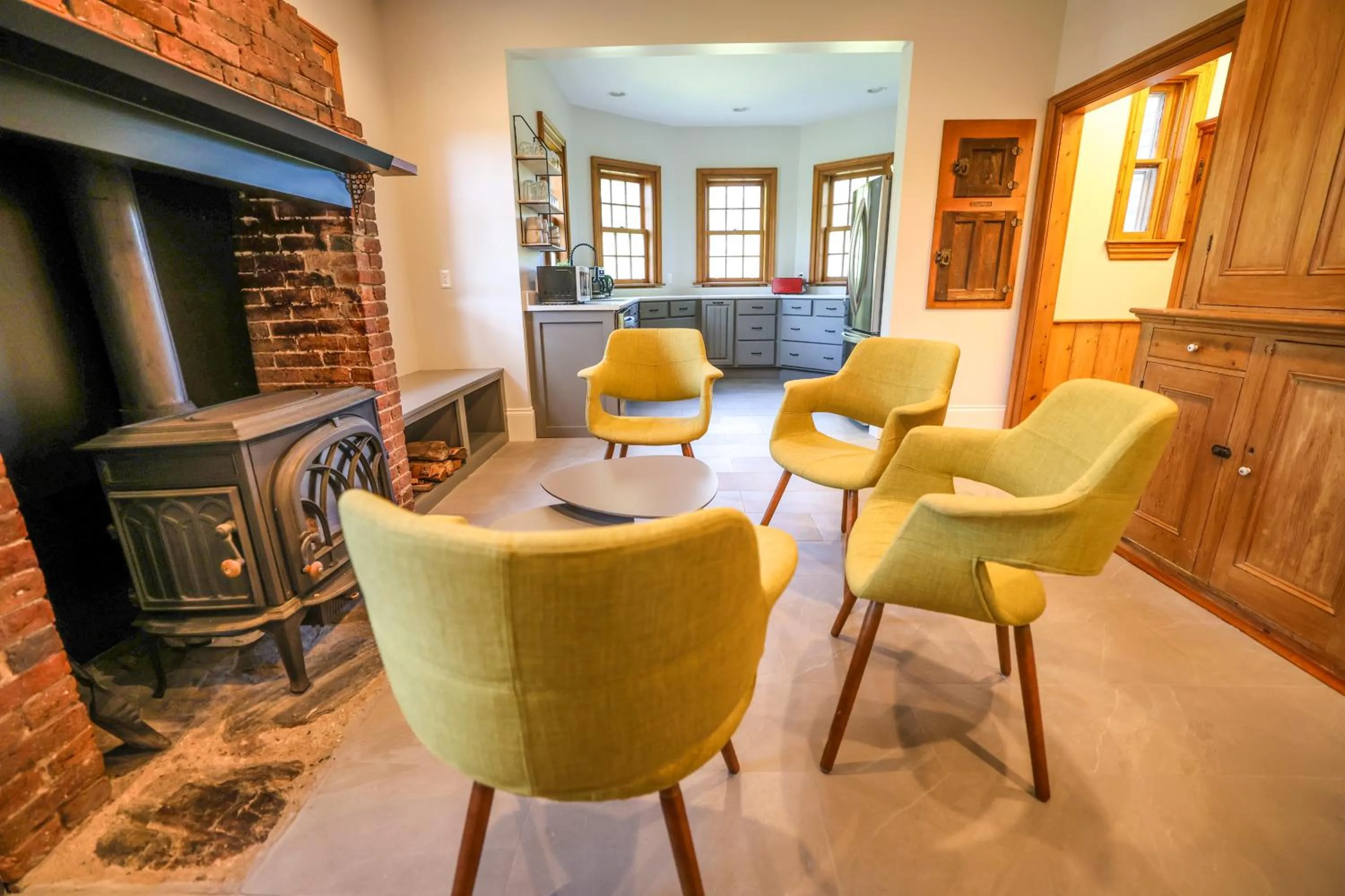 The Kitch'inn - Boutique Inn and Wine Bar