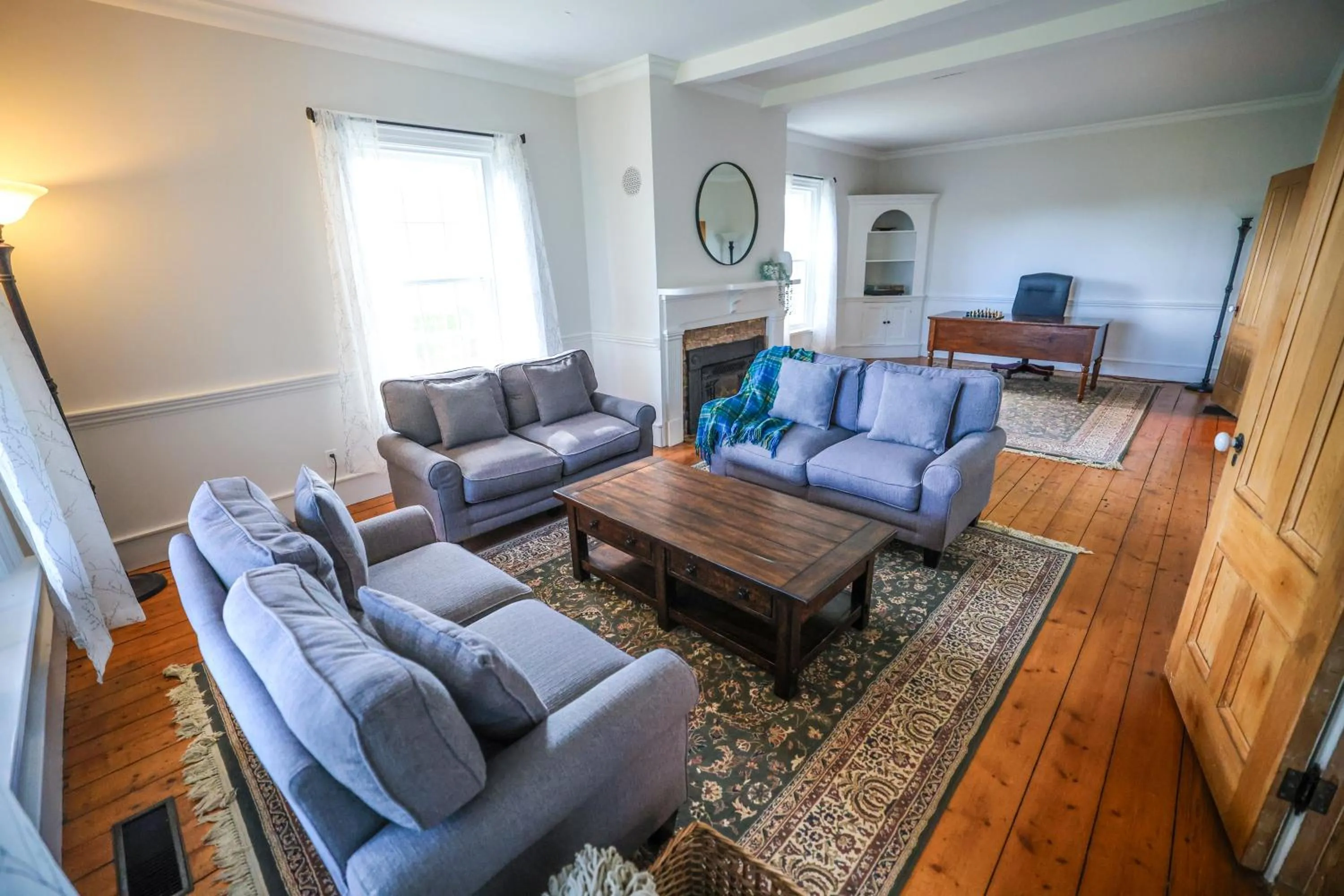 The Kitch'inn - Boutique Inn and Wine Bar