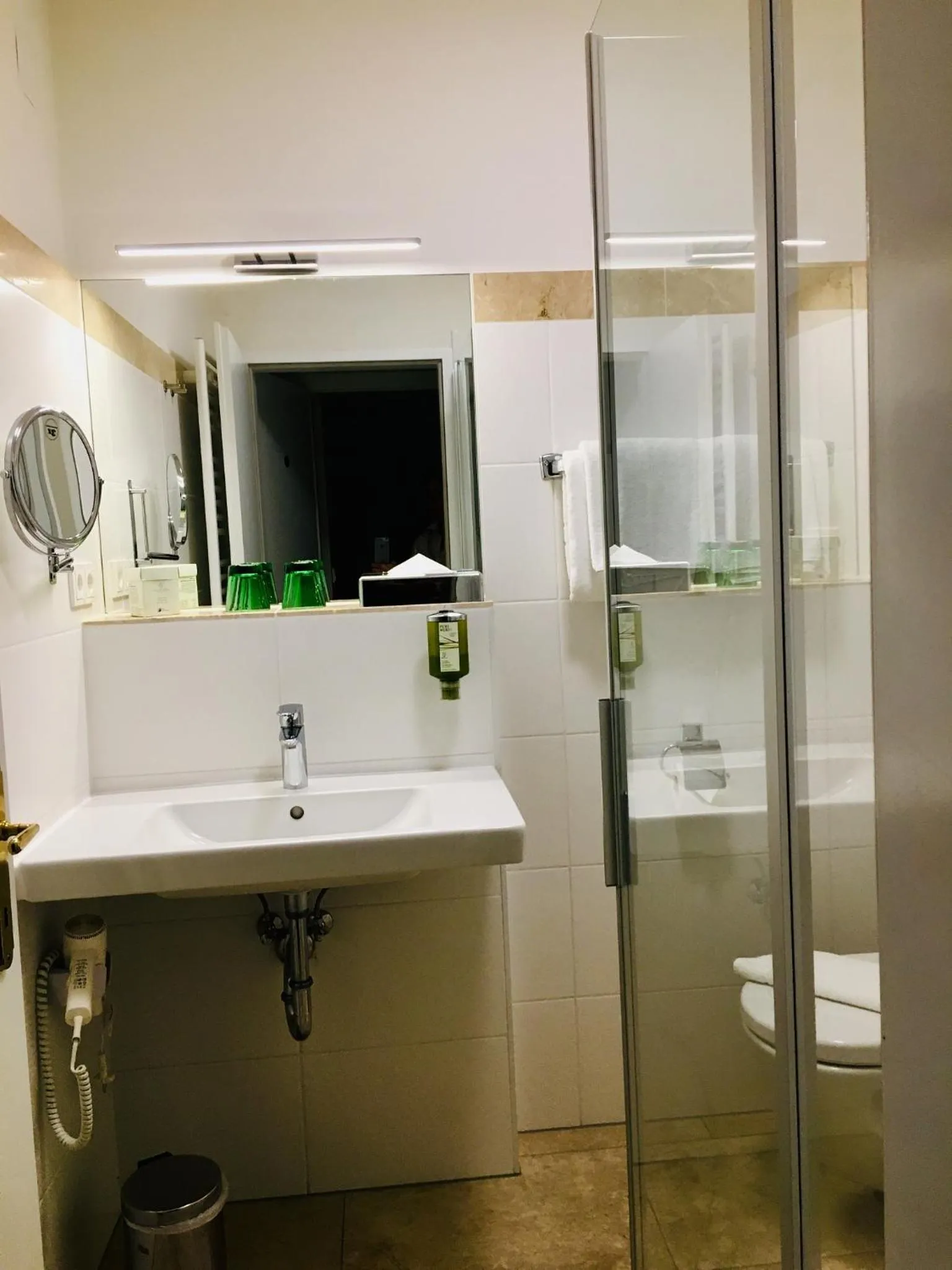 Bathroom in Gasthof zum Goldenen Anker