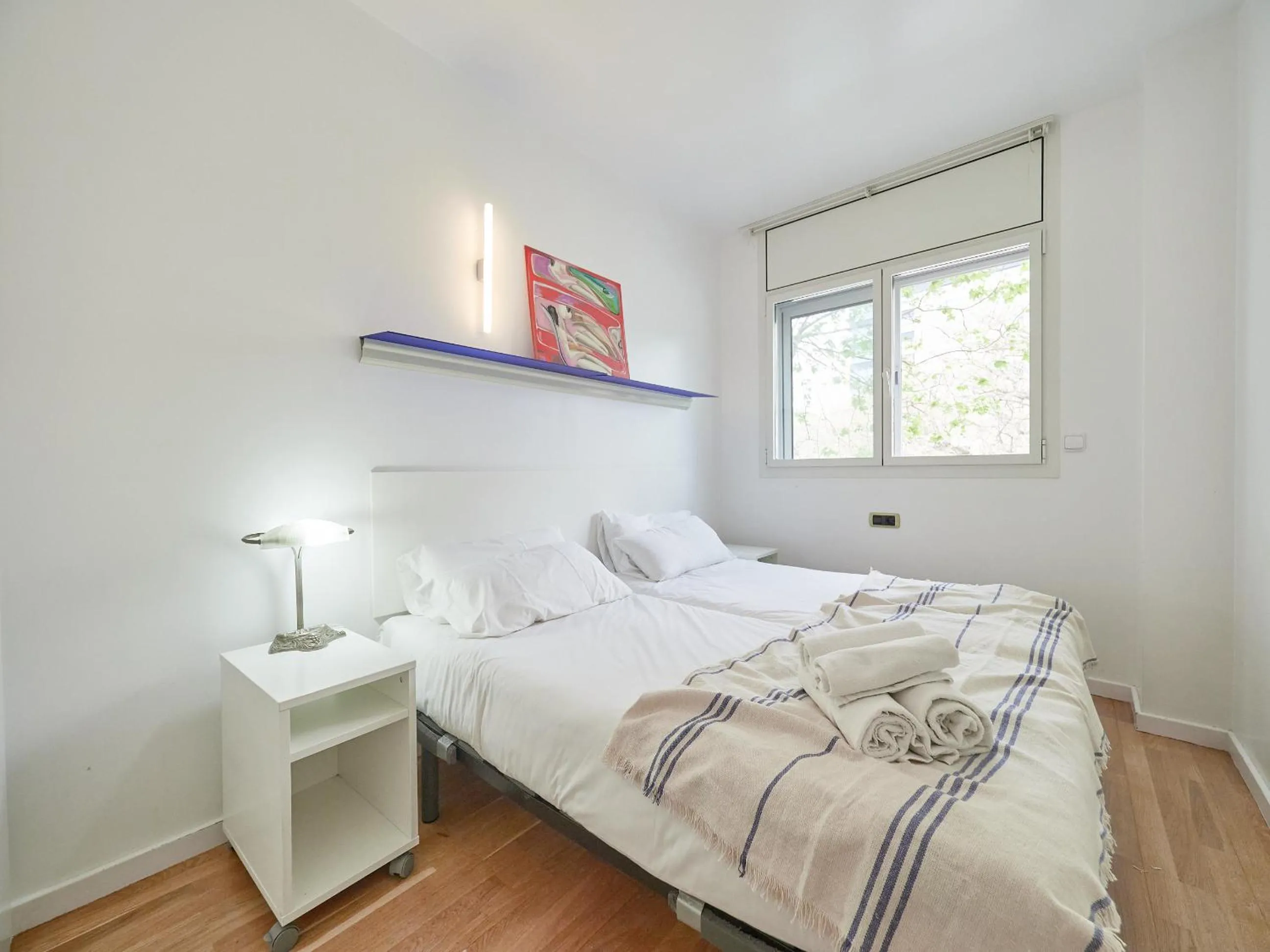 Bed in BarcelonaForRent Vila Olimpica Pool Suites