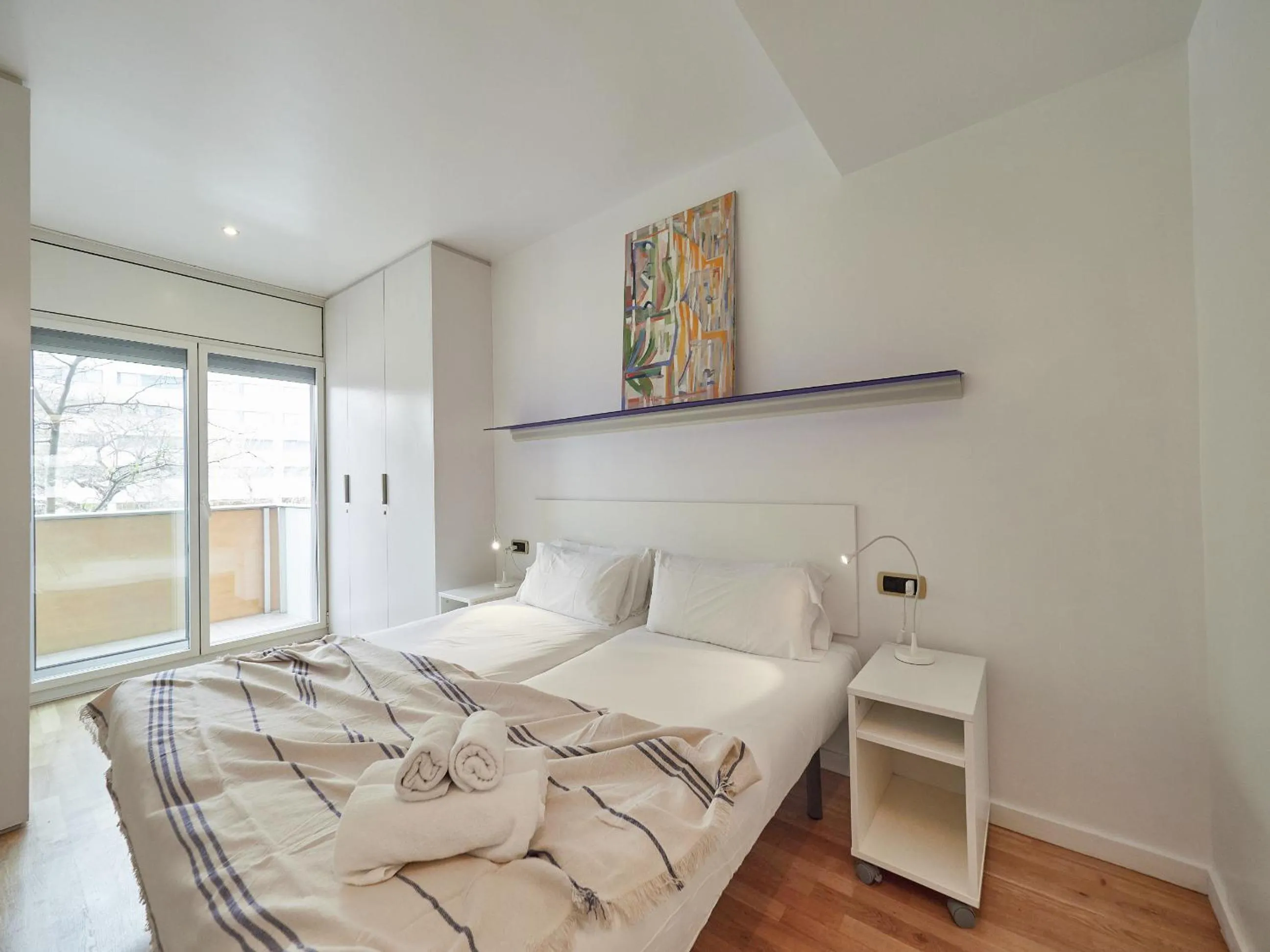 Bed in BarcelonaForRent Vila Olimpica Pool Suites