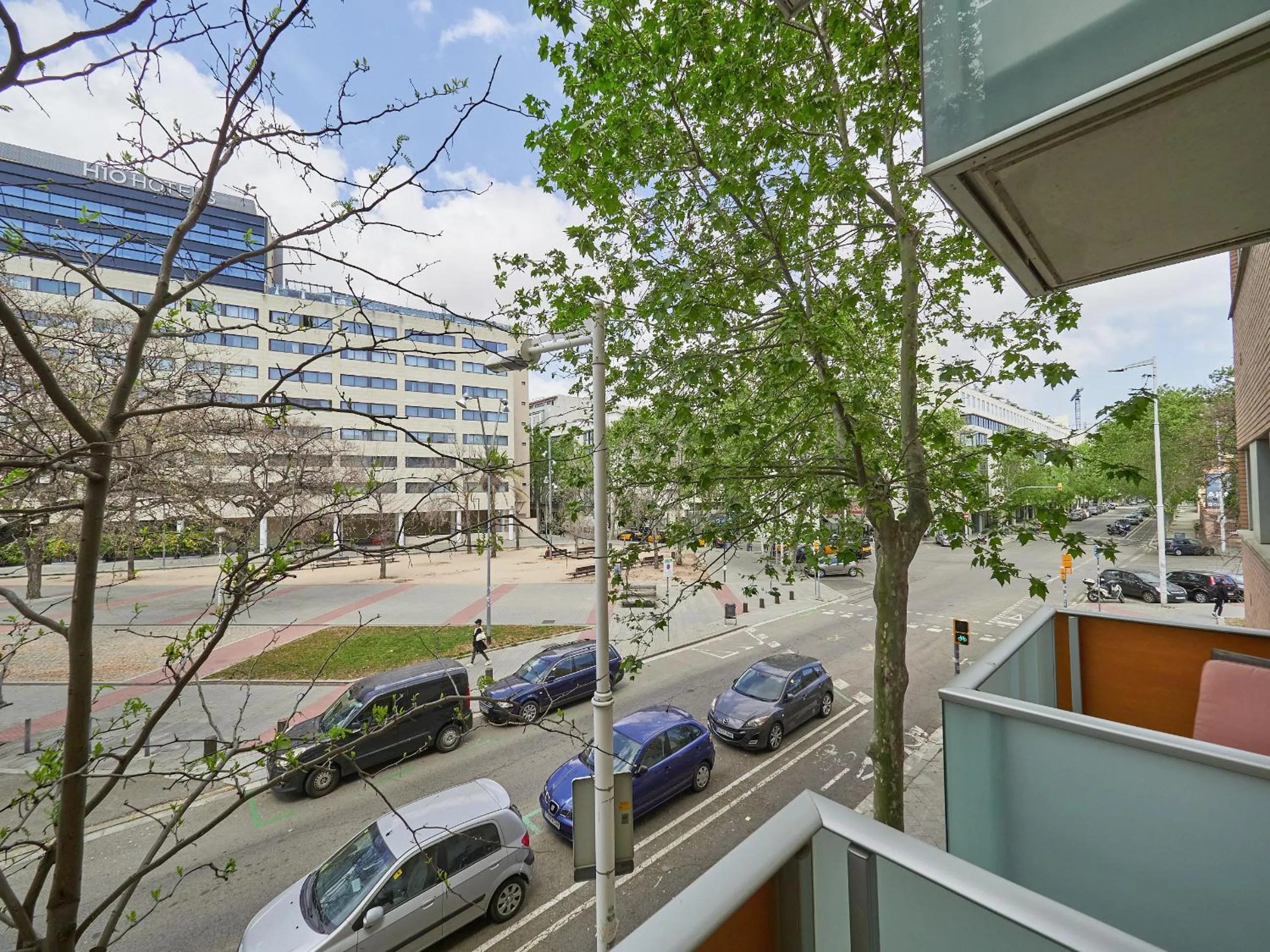 Street view in BarcelonaForRent Vila Olimpica Pool Suites