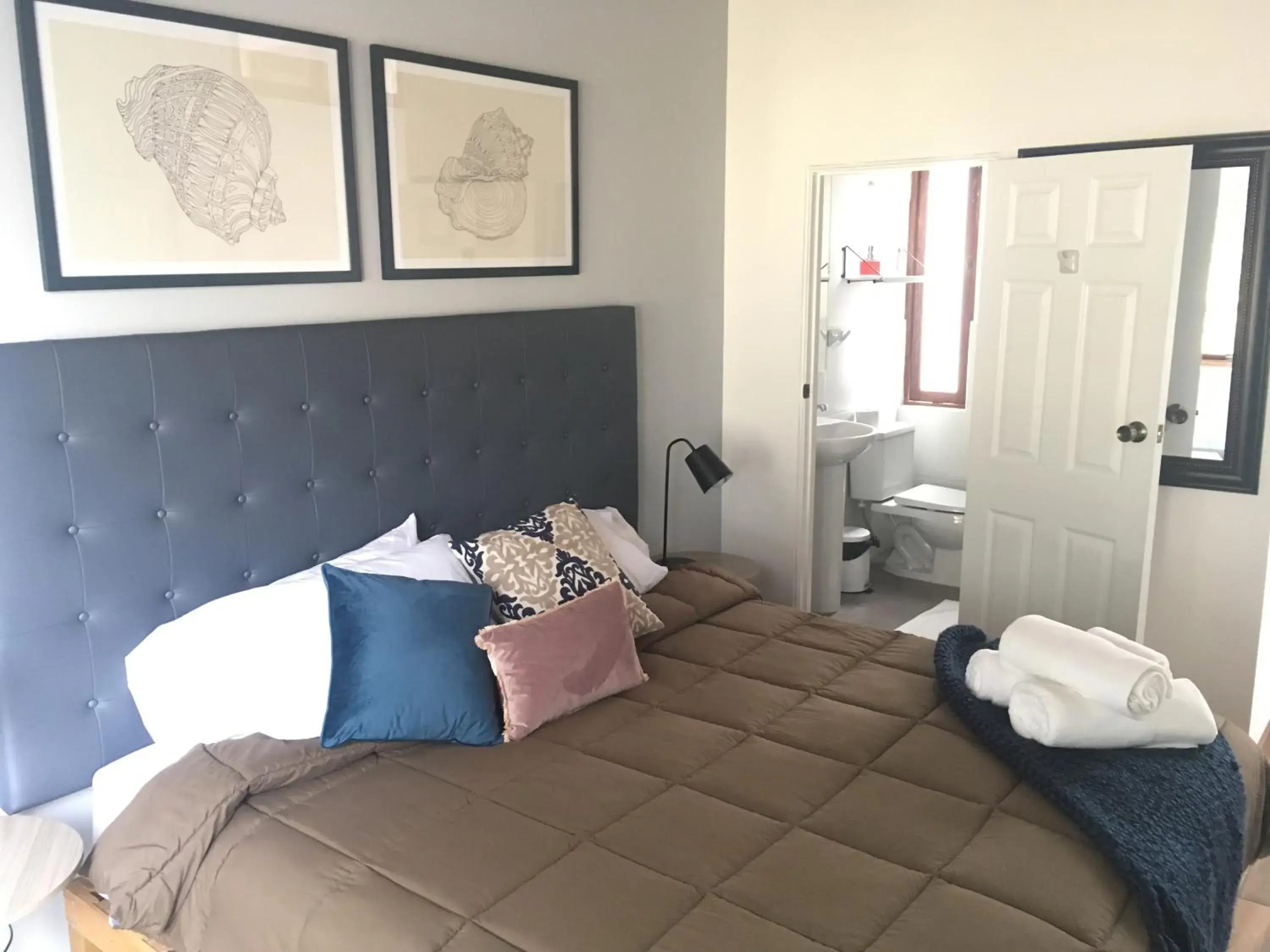 Photo of the whole room, Bed in Belma Boutique Bed and Breakfast Photo of the whole room, Bed in Belma Boutique Bed and Breakfast