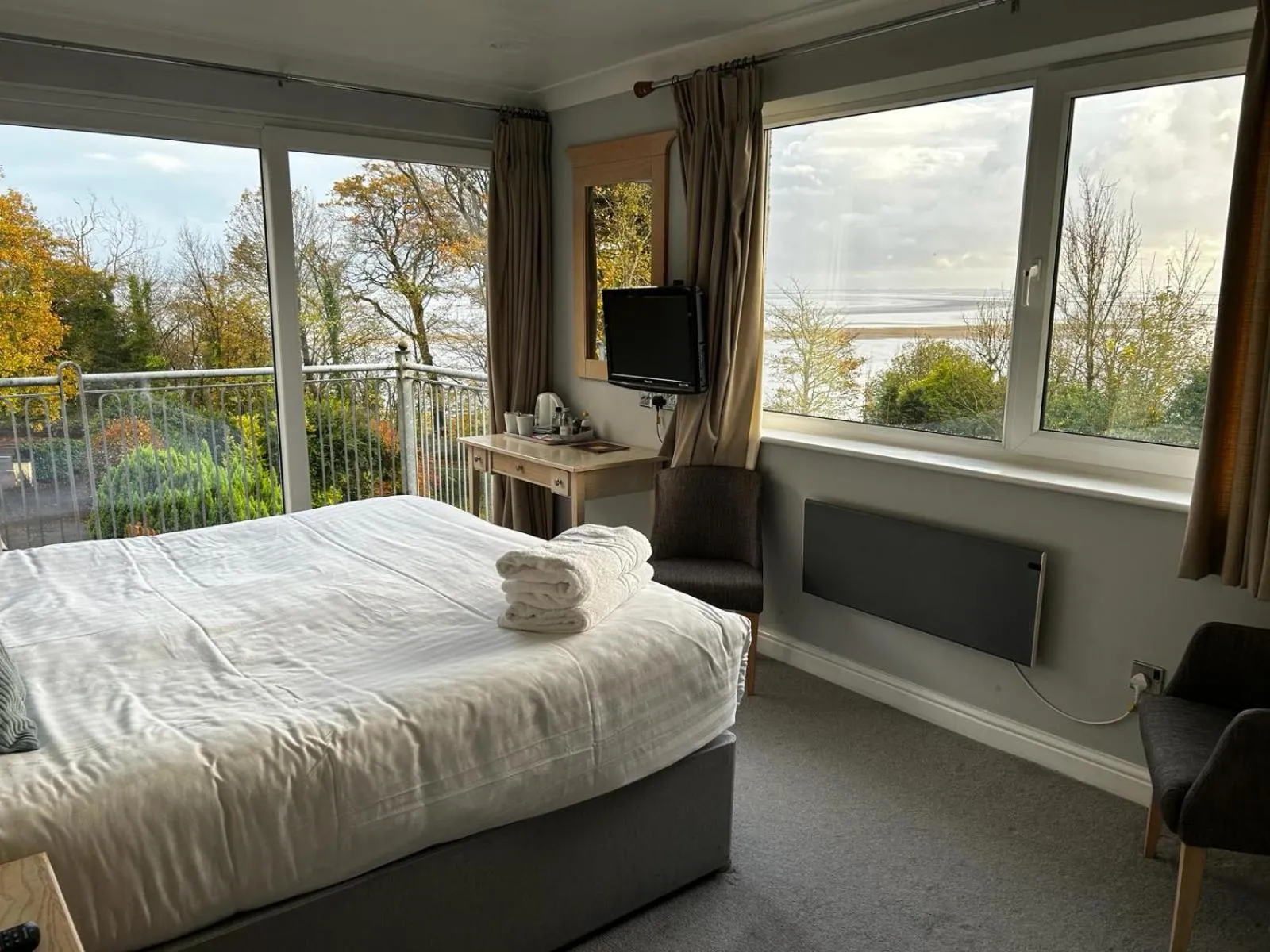 Natural landscape, Bed in Netherwood Hotel & Spa