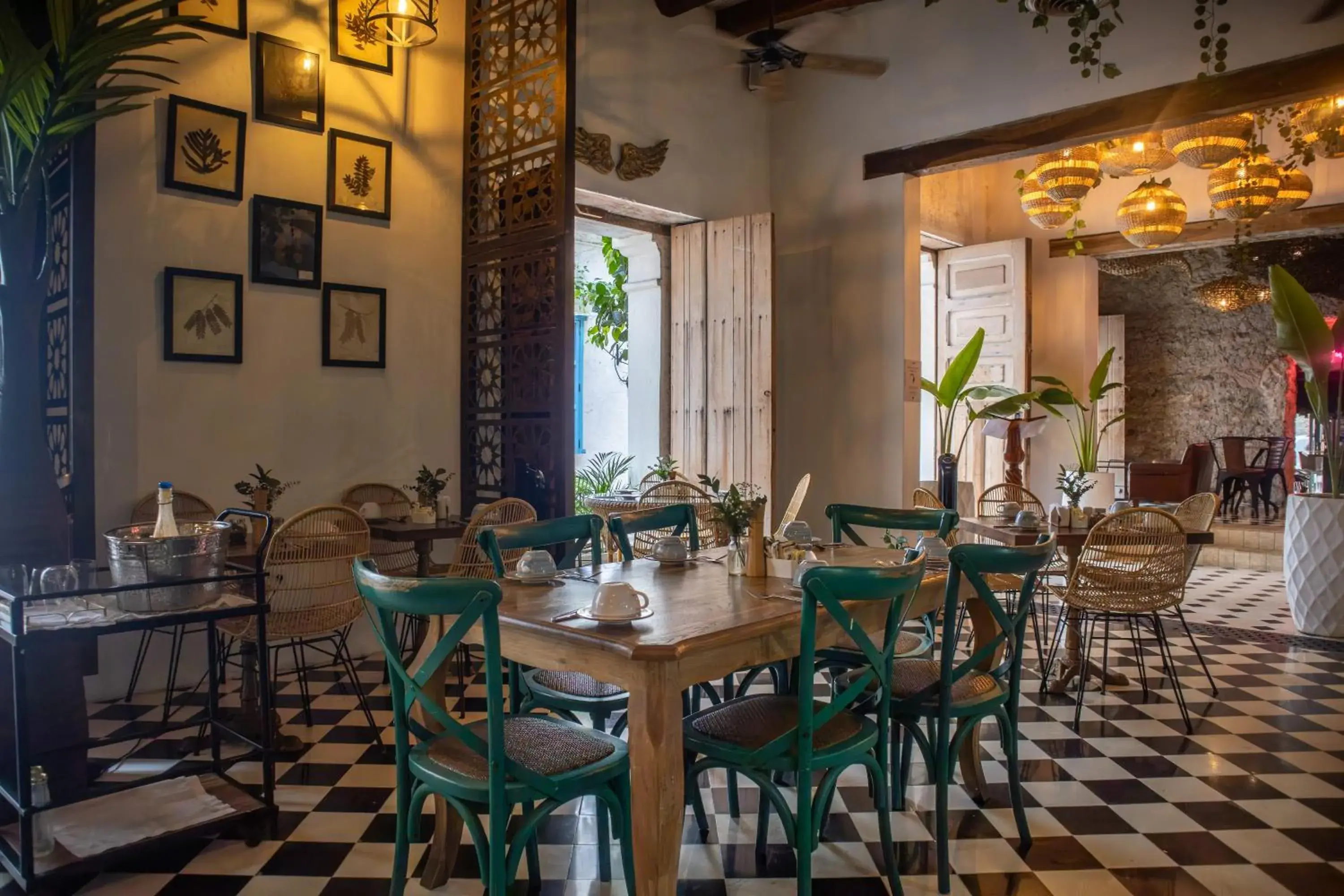Restaurant/places to eat in Hotel Casa La Factoria by Faranda Boutique, a member of Radisson Individuals Restaurant/places to eat in Hotel Casa La Factoria by Faranda Boutique, a member of Radisson Individuals
