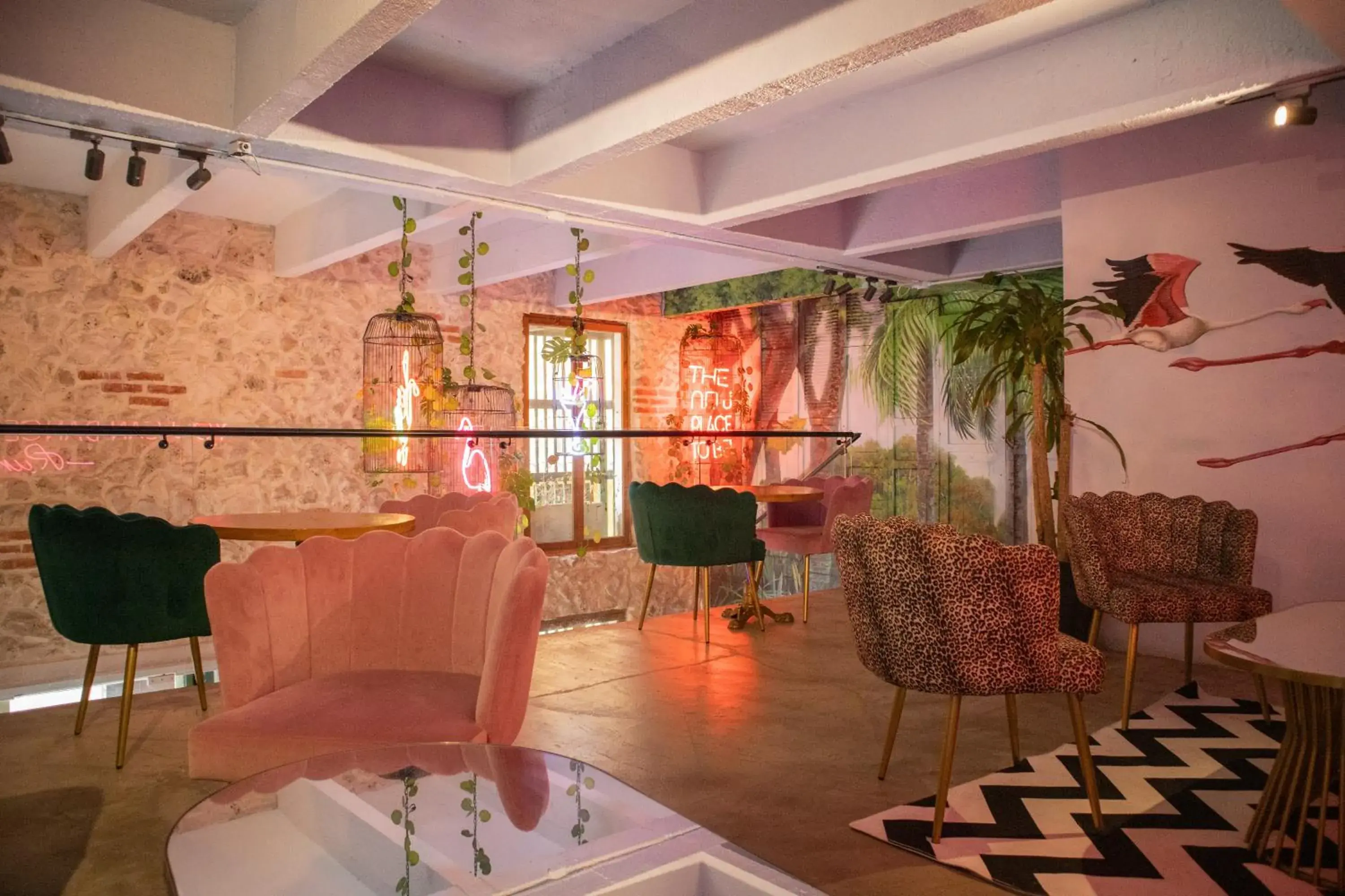 Lounge or bar in Hotel Casa La Factoria by Faranda Boutique, a member of Radisson Individuals Lounge or bar in Hotel Casa La Factoria by Faranda Boutique, a member of Radisson Individuals