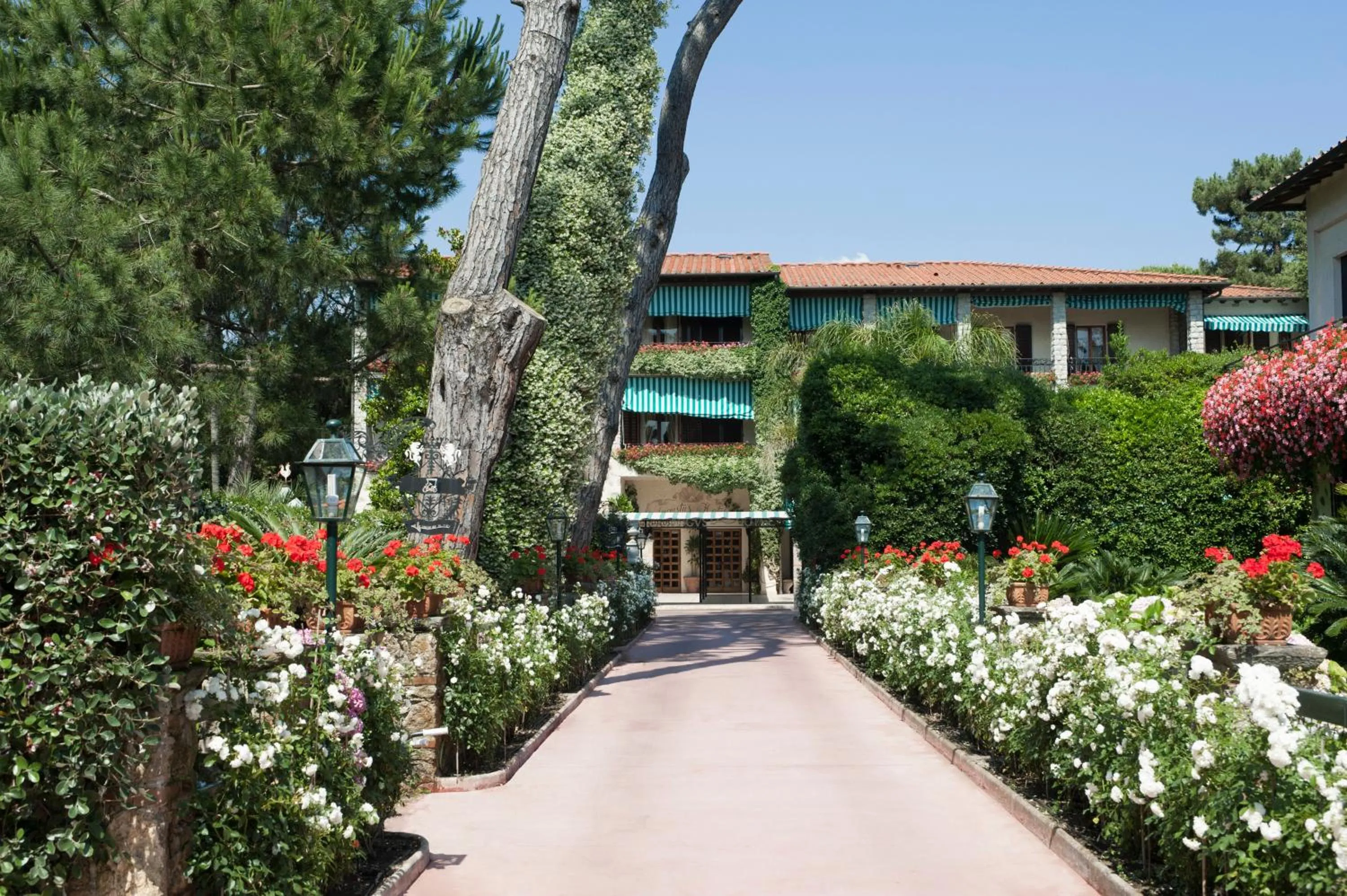 Facade/entrance in Augustus Hotel & Resort