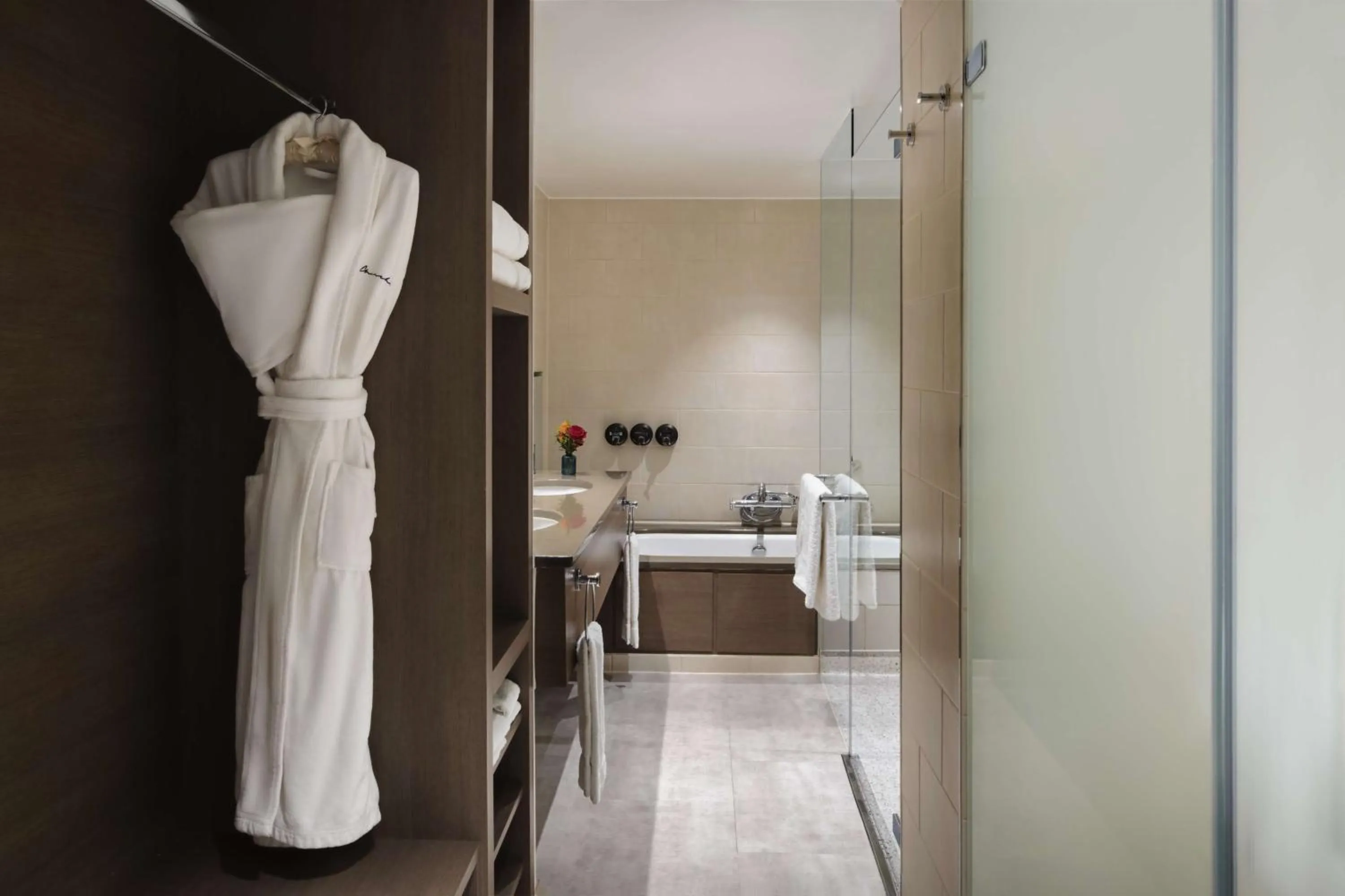 Bathroom in Hyatt Regency London - The Churchill