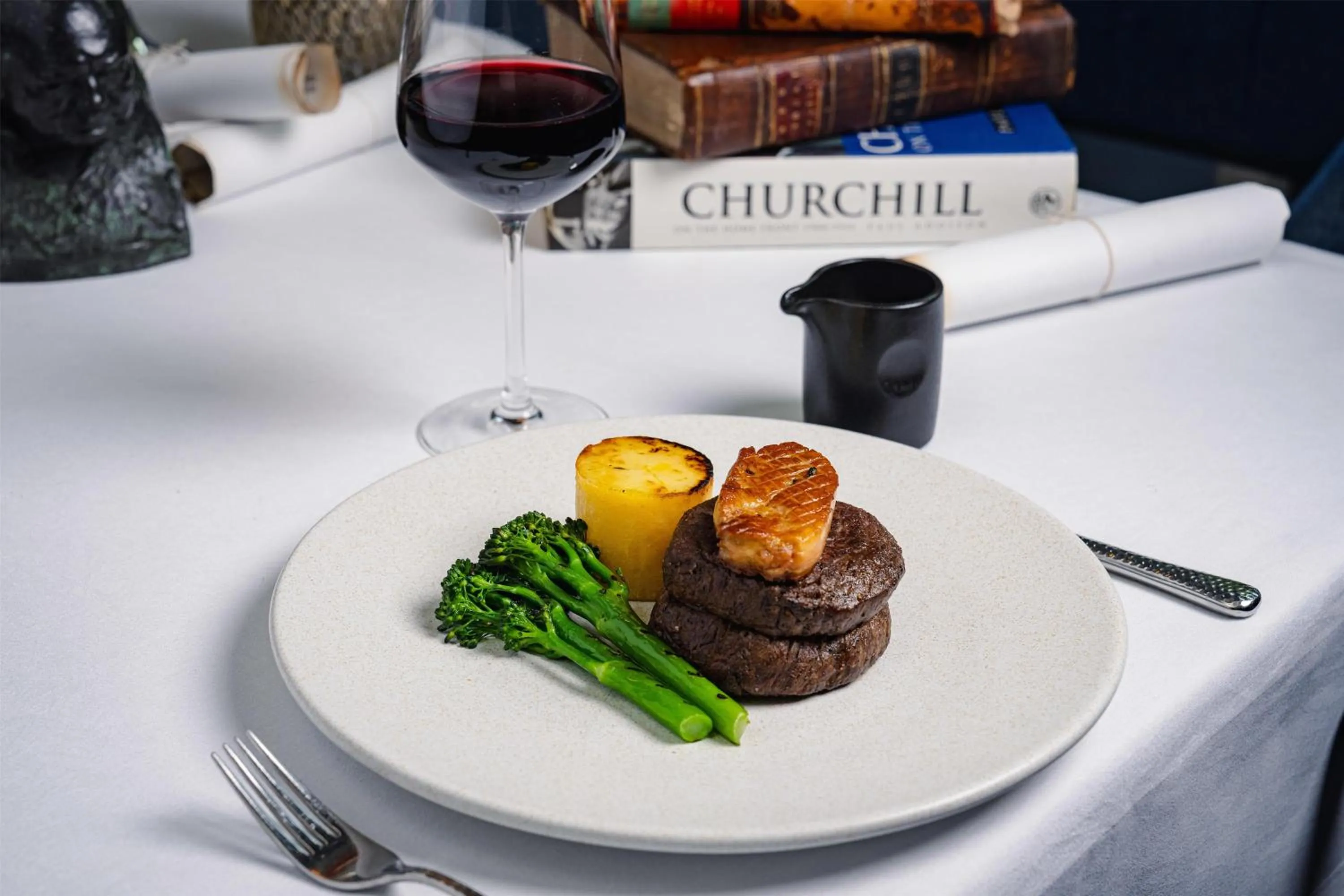 Restaurant/places to eat in Hyatt Regency London - The Churchill