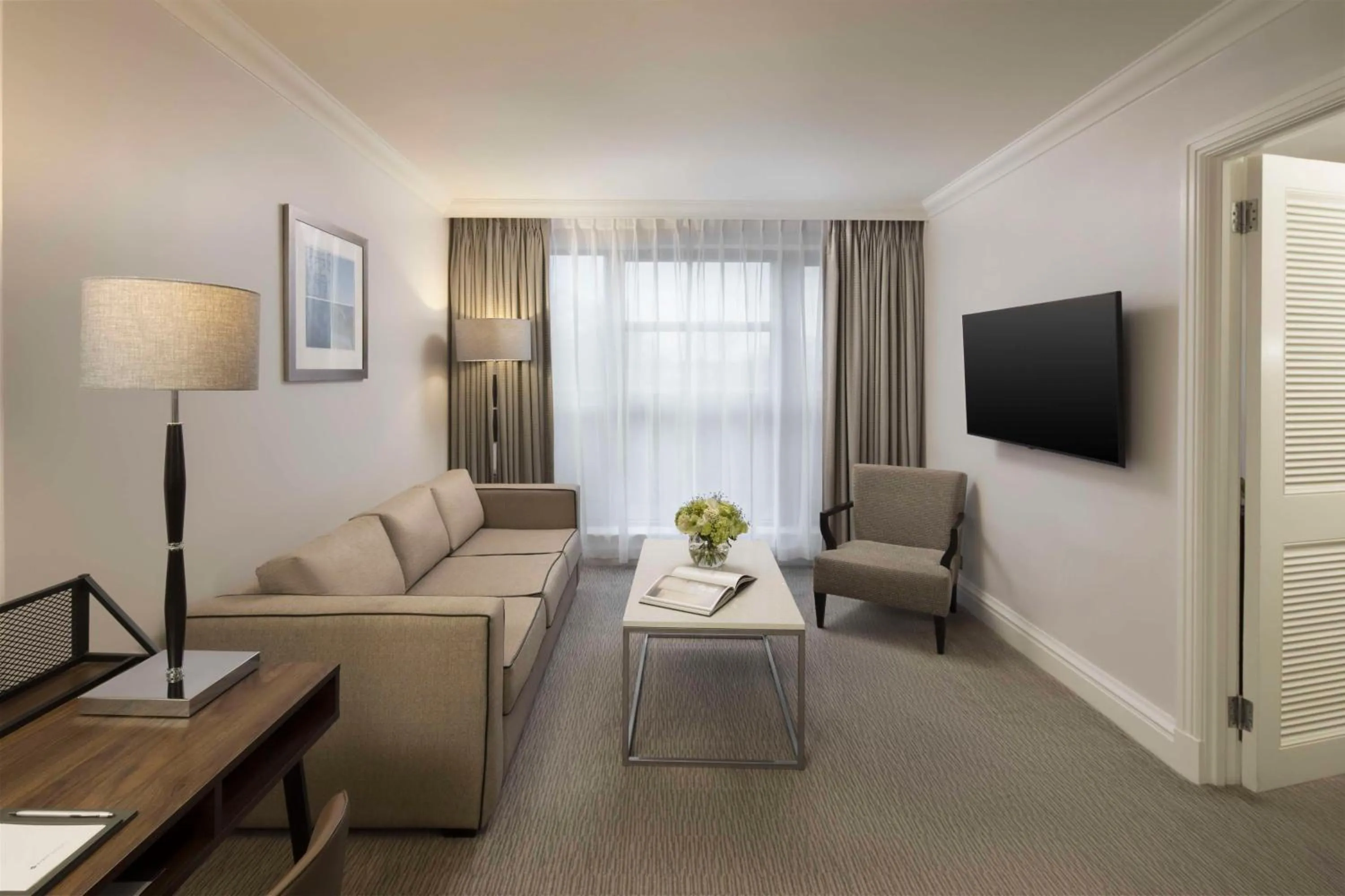 Photo of the whole room in Hyatt Regency London - The Churchill