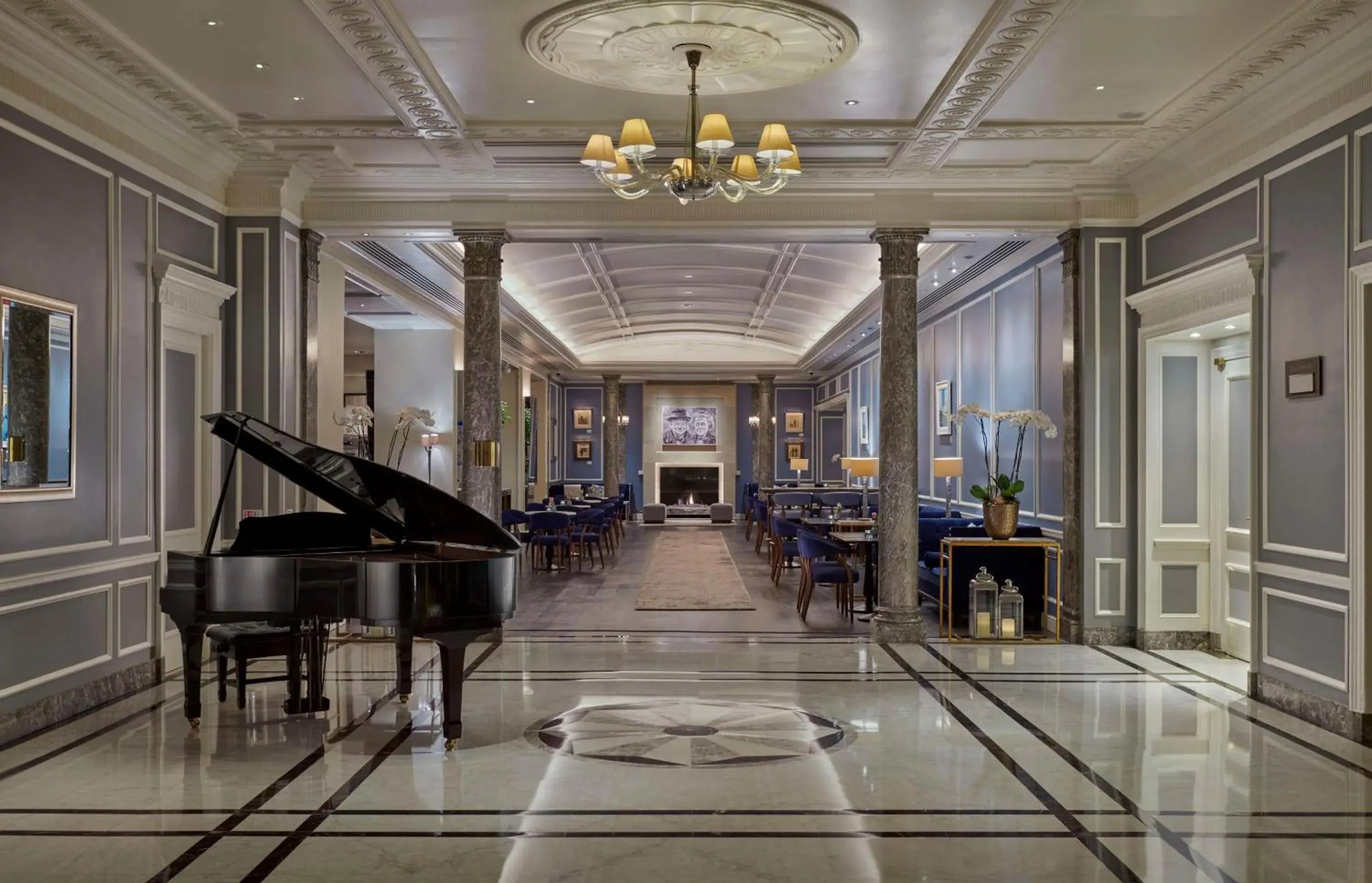 Lobby or reception in Hyatt Regency London - The Churchill Lobby or reception in Hyatt Regency London - The Churchill